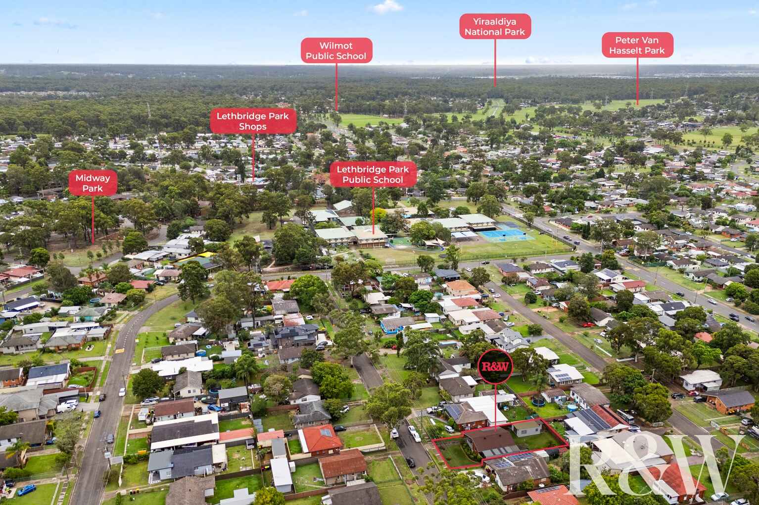 19 Melanesia Avenue Lethbridge Park 19 Melanesia Avenue Lethbridge Park