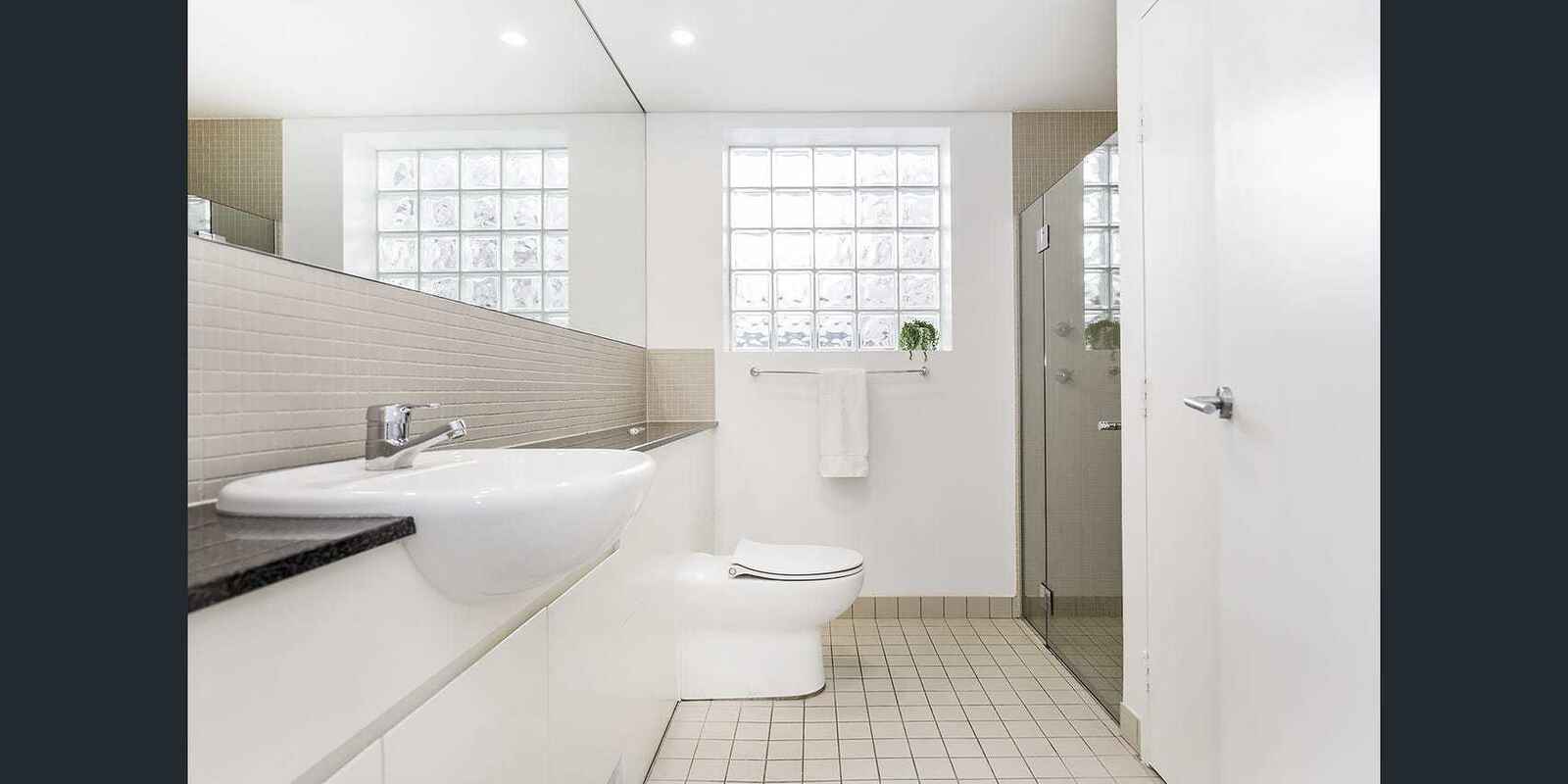 811/26 Napier Street North Sydney