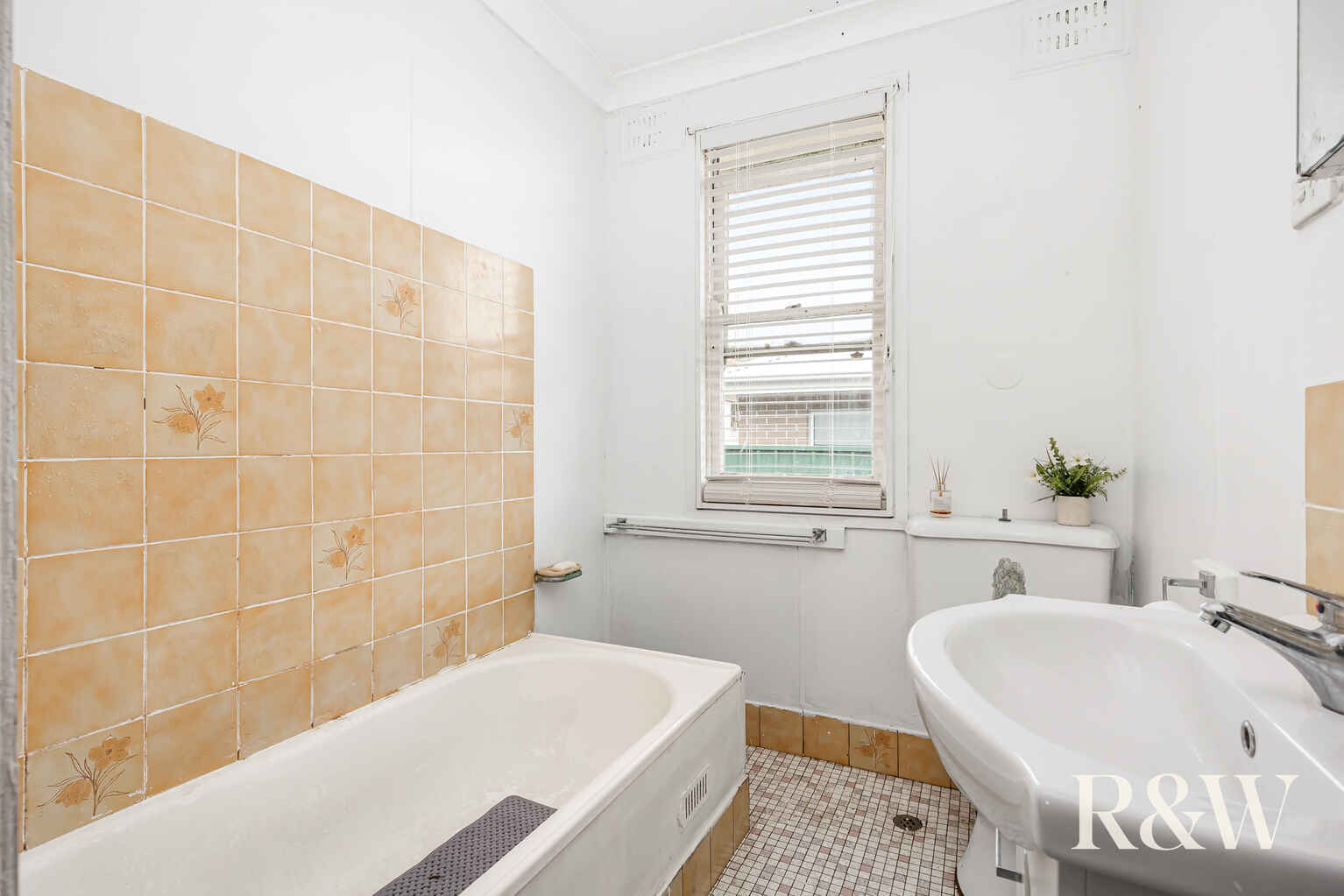 18 Mercator Crescent Willmot 18 Mercator Crescent Willmot