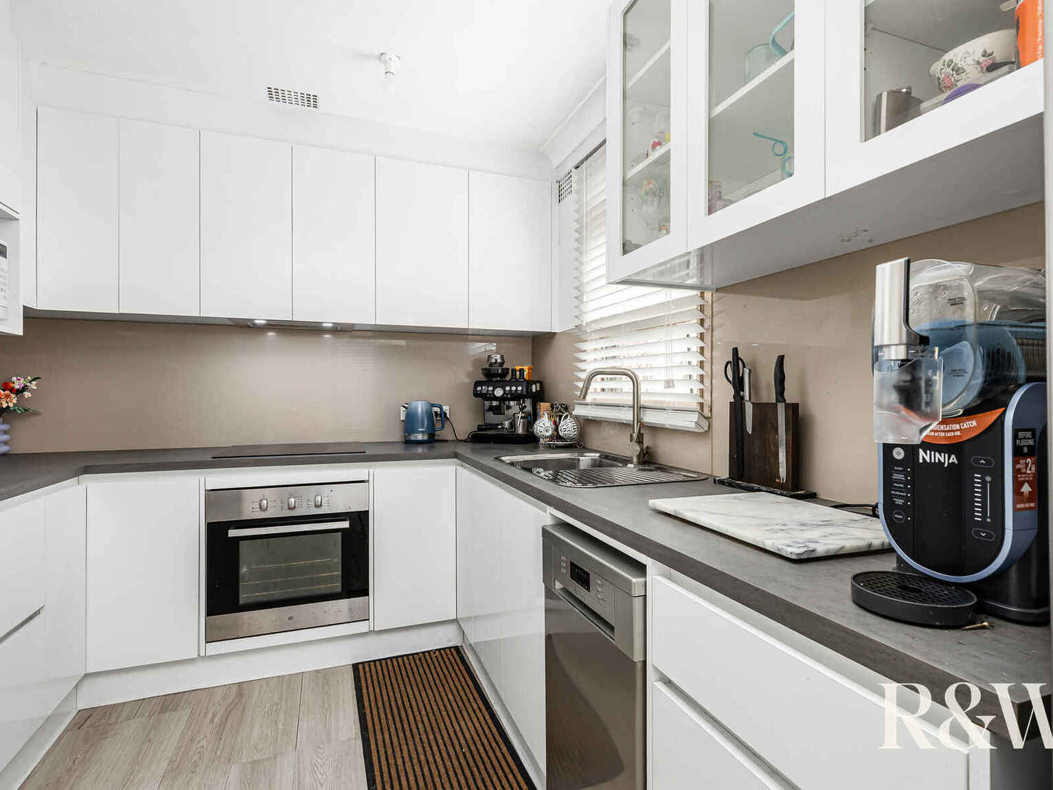 18 Mercator Crescent Willmot 18 Mercator Crescent Willmot