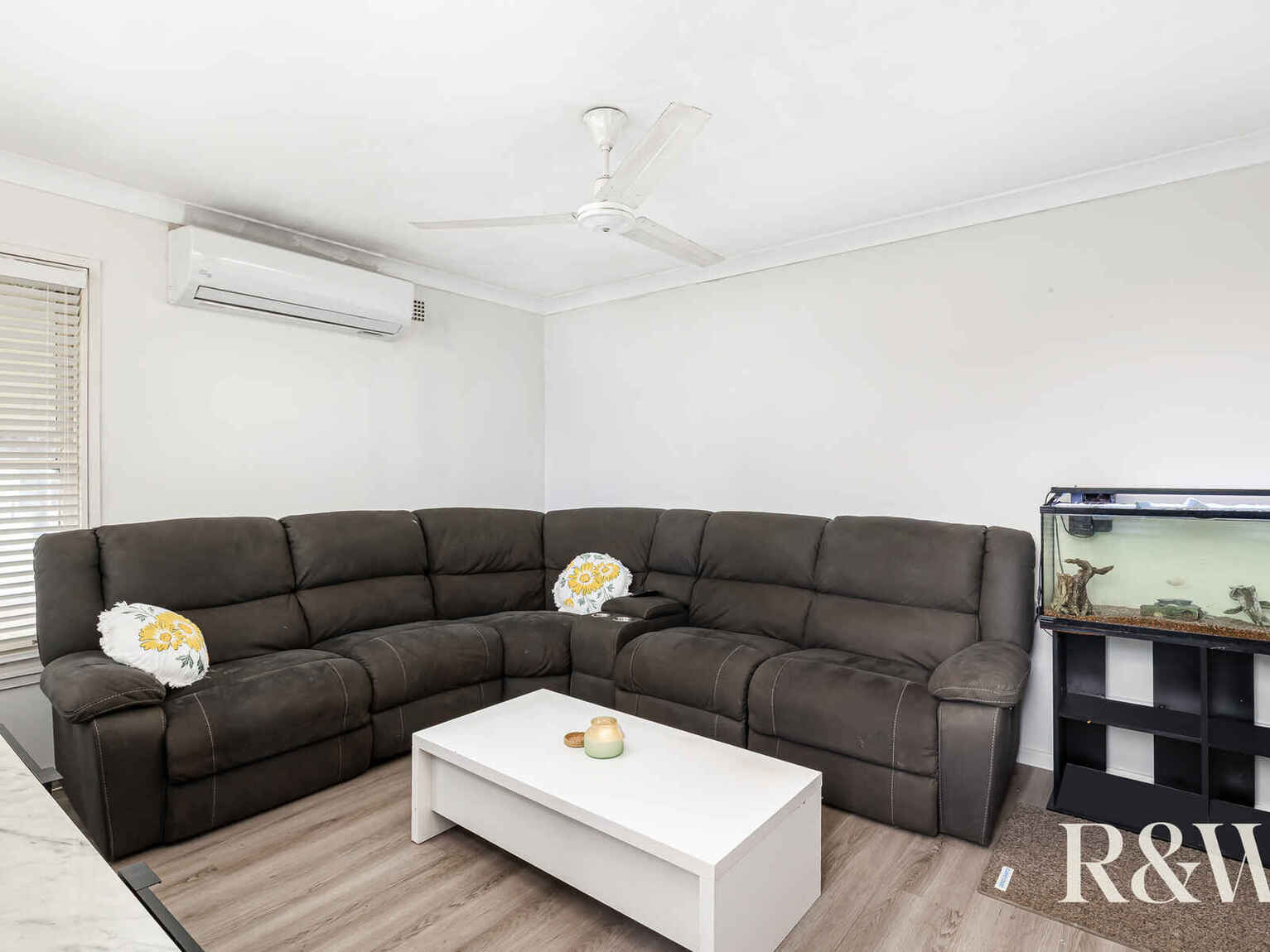 18 Mercator Crescent Willmot 18 Mercator Crescent Willmot