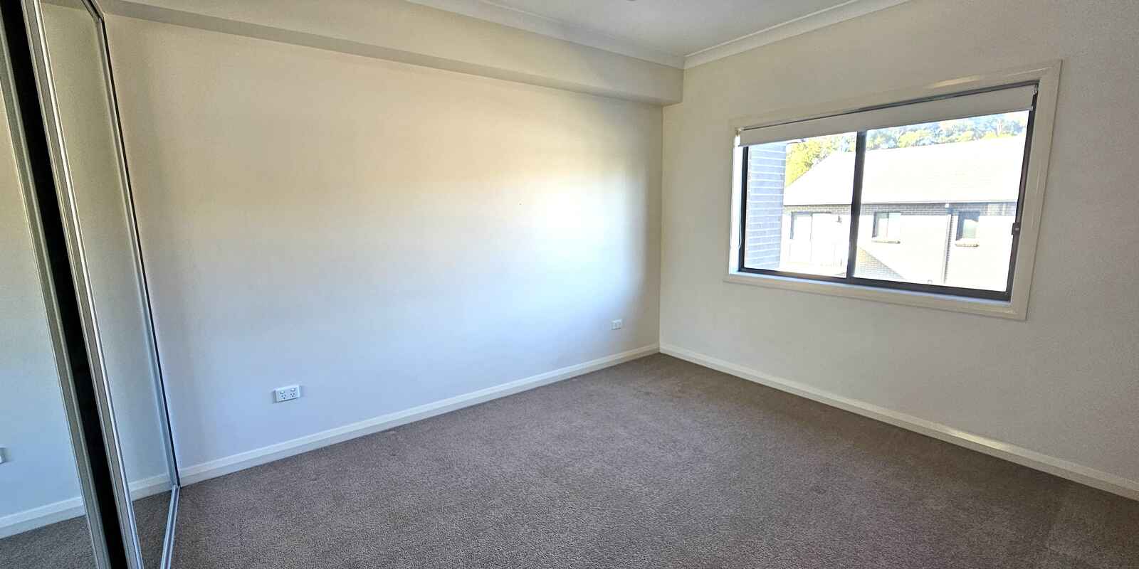 4/175 Kissing Point Road Dundas