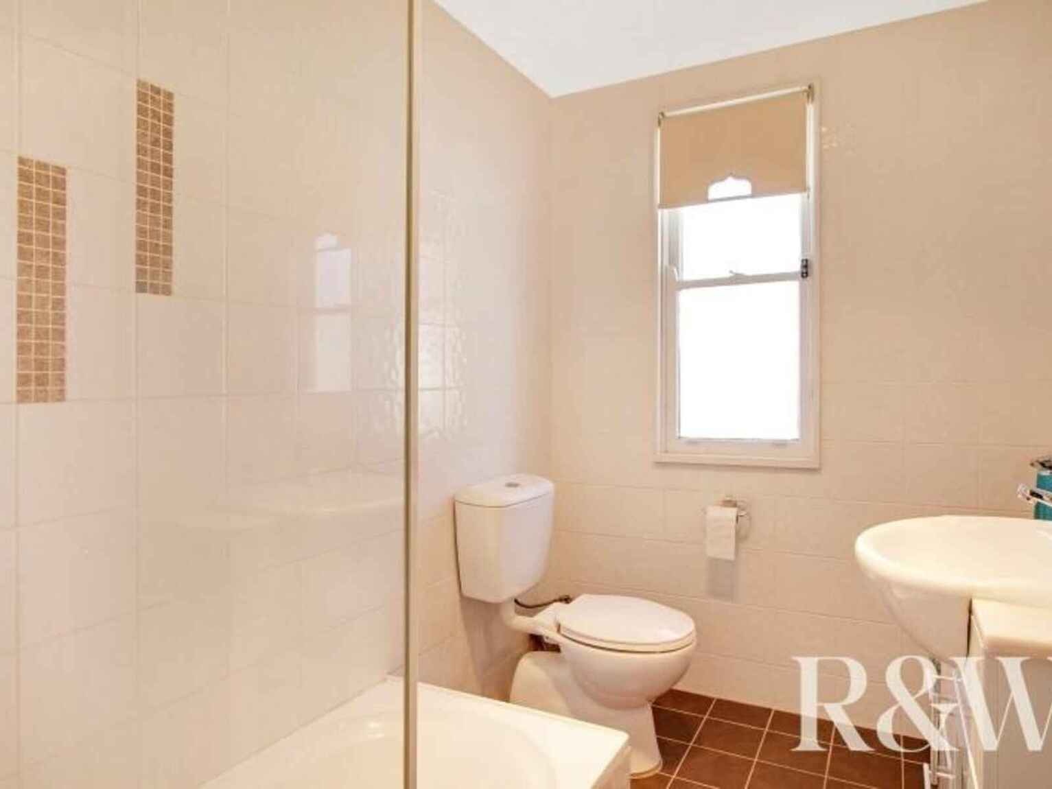 7 Luzon Avenue Lethbridge Park