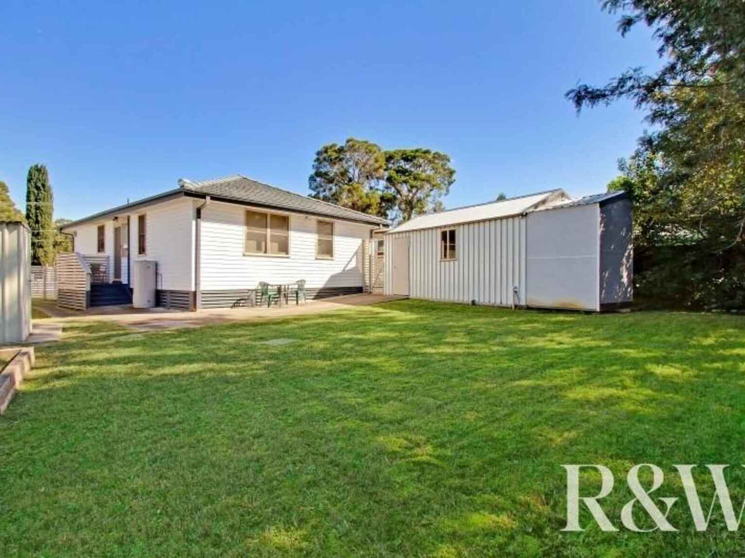 7 Luzon Avenue Lethbridge Park