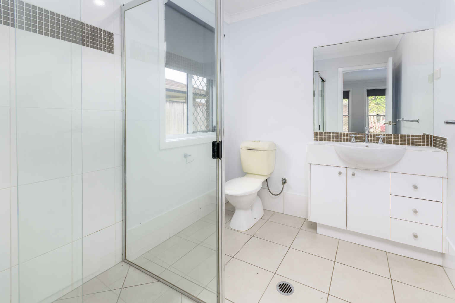 10 Peggy Road Bellmere