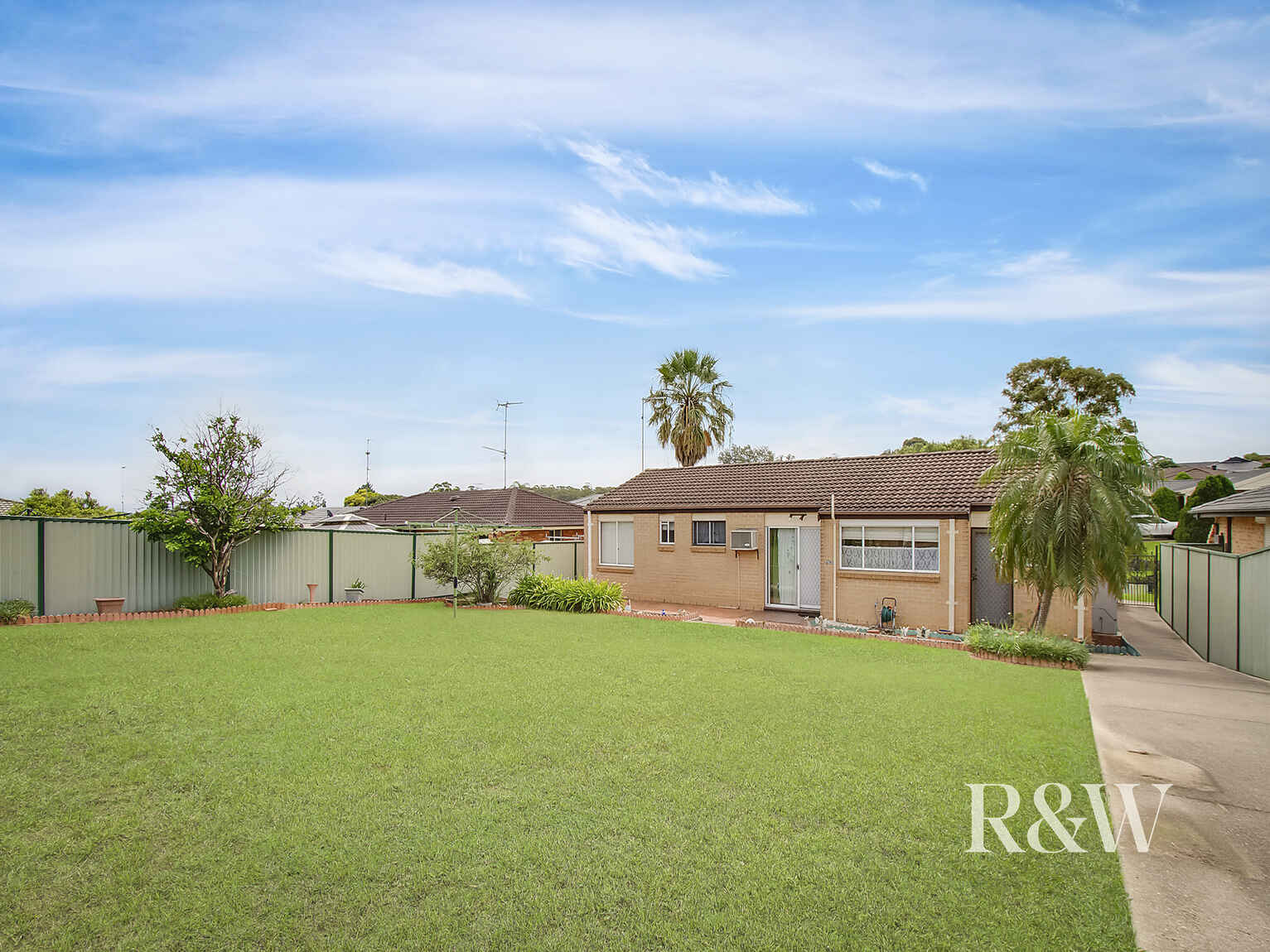 12 Verdi Glen St Clair