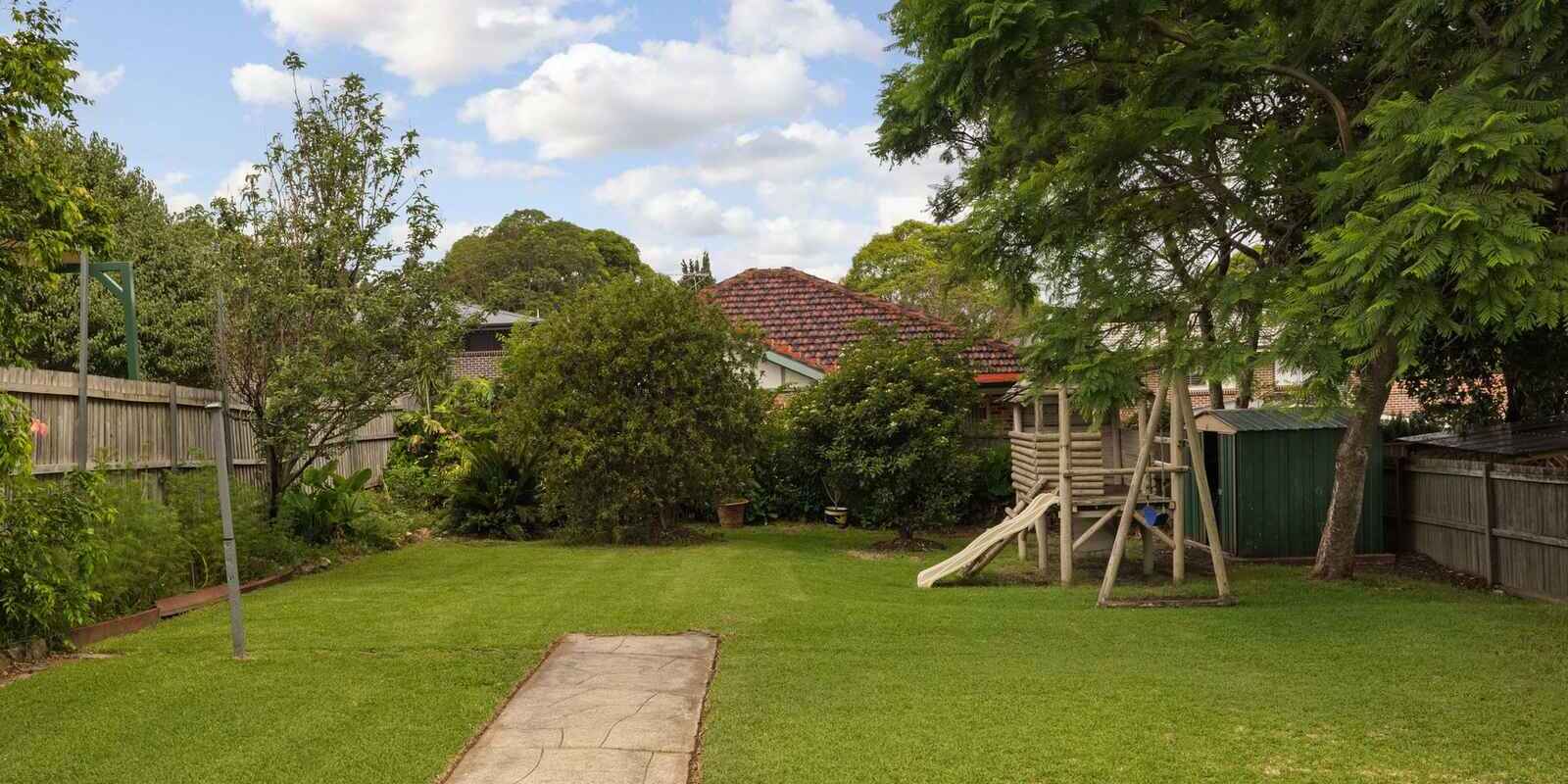 20 Nelson Road North Strathfield