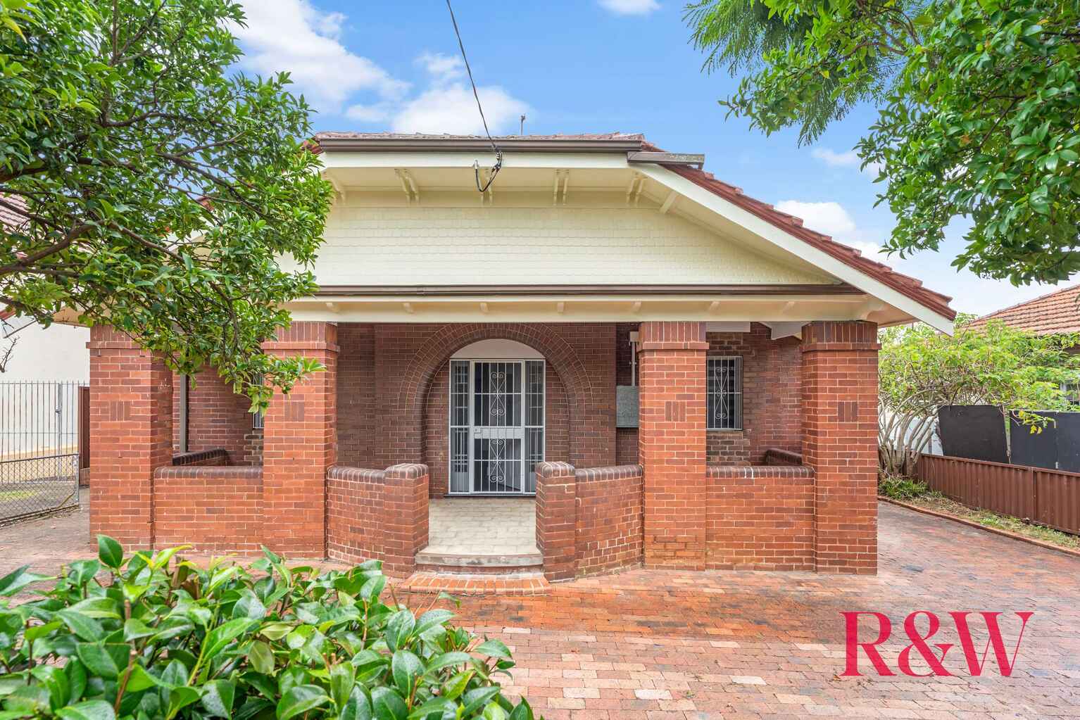 33 Shaftesbury Road Burwood