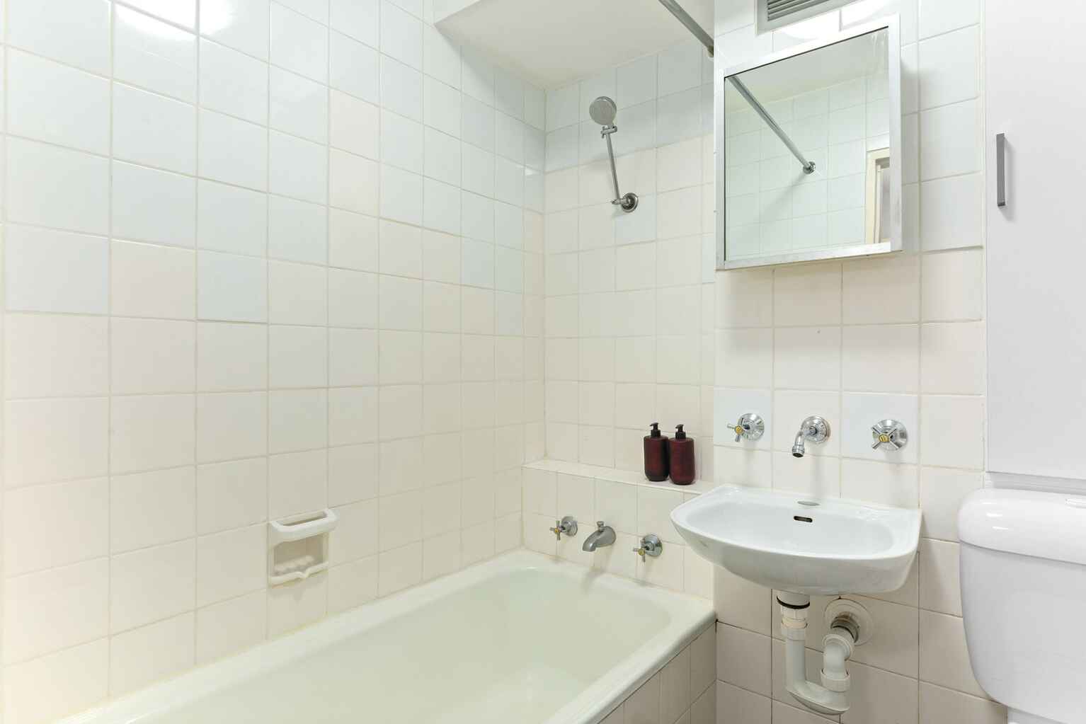 38/50 Roslyn Gardens Elizabeth Bay