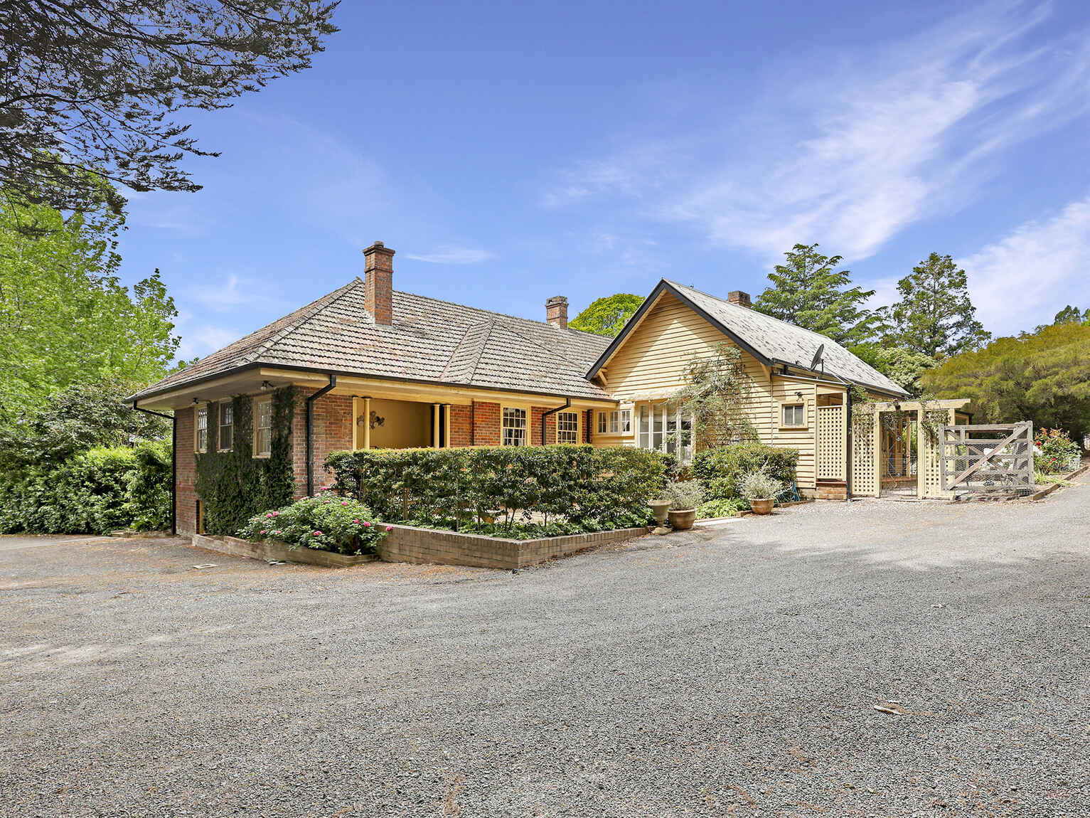 31-33 Robertson Road Moss Vale