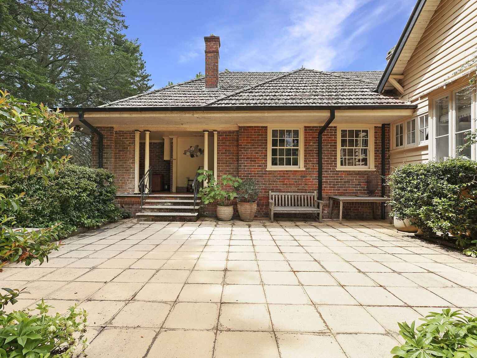 31-33 Robertson Road Moss Vale