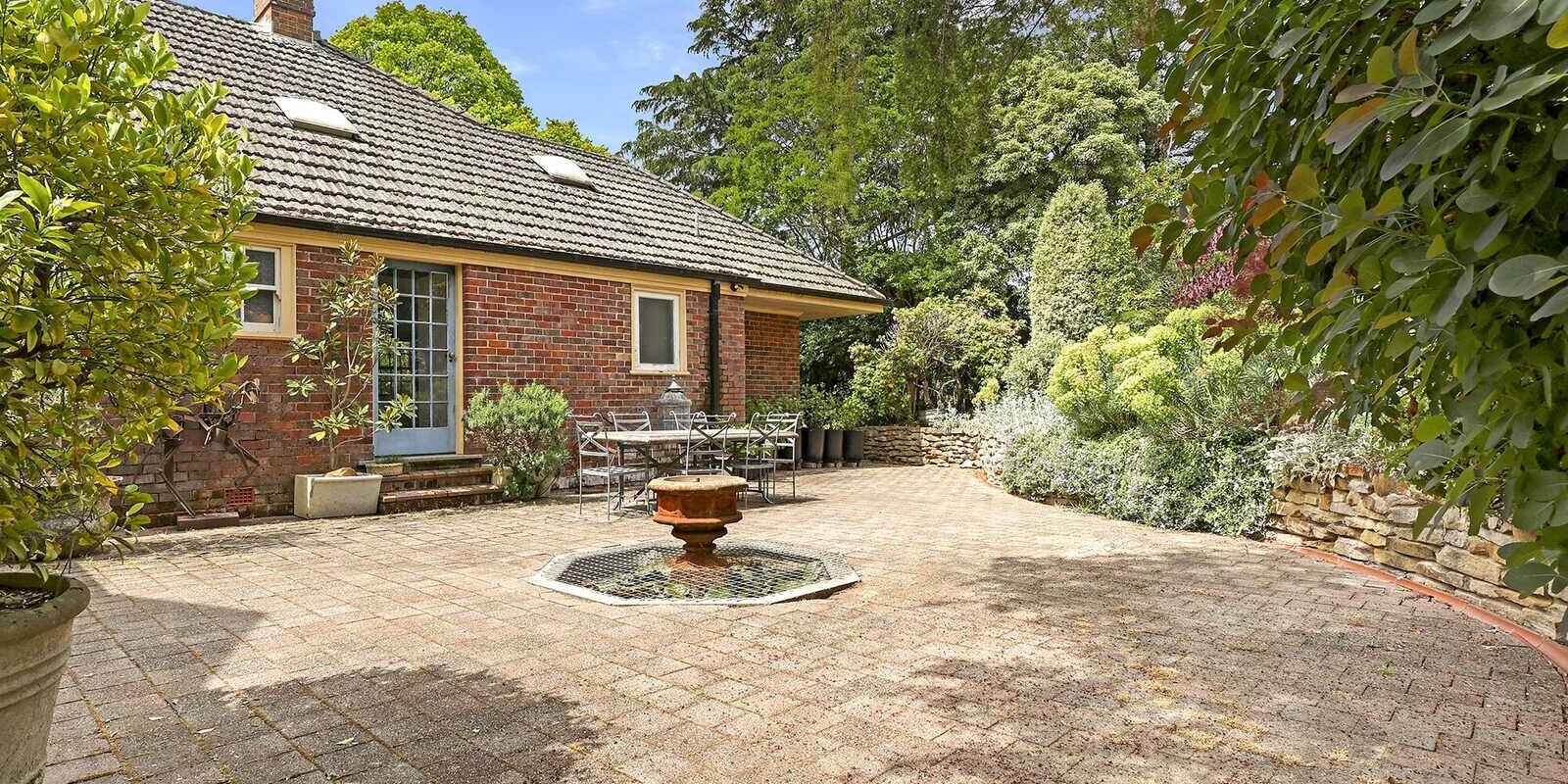 31-33 Robertson Road Moss Vale