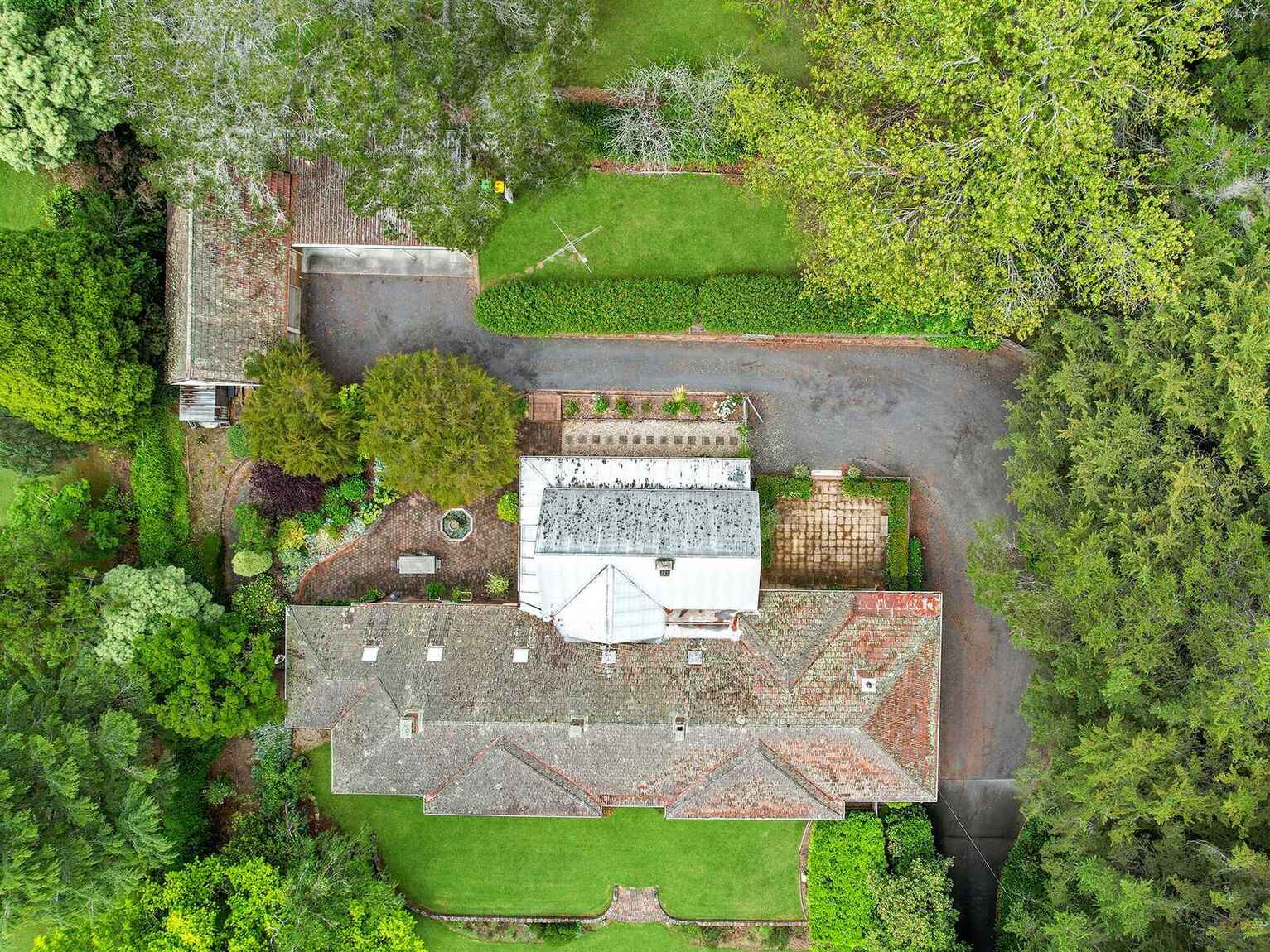 31-33 Robertson Road Moss Vale