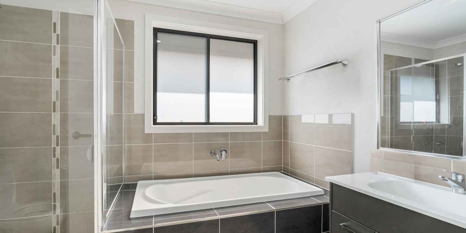 16 Cortina Avenue Austral