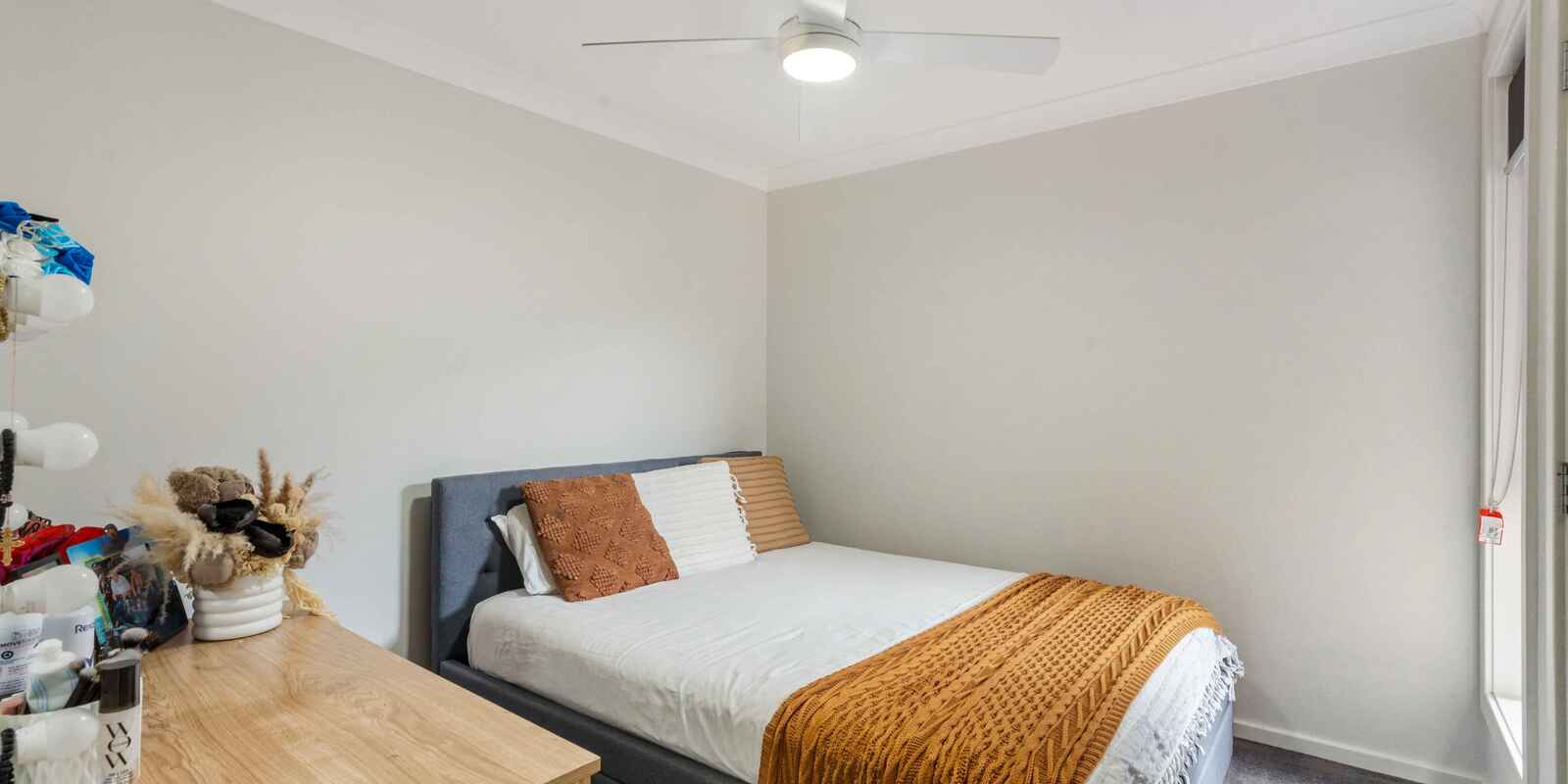 16 Cortina Avenue Austral