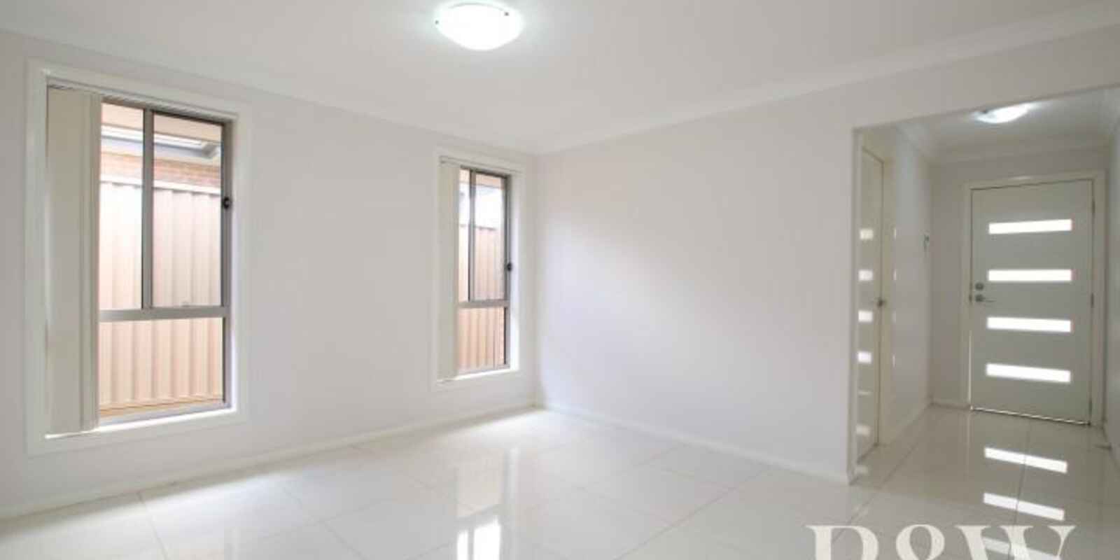 3b Binalong Road Jordan Springs