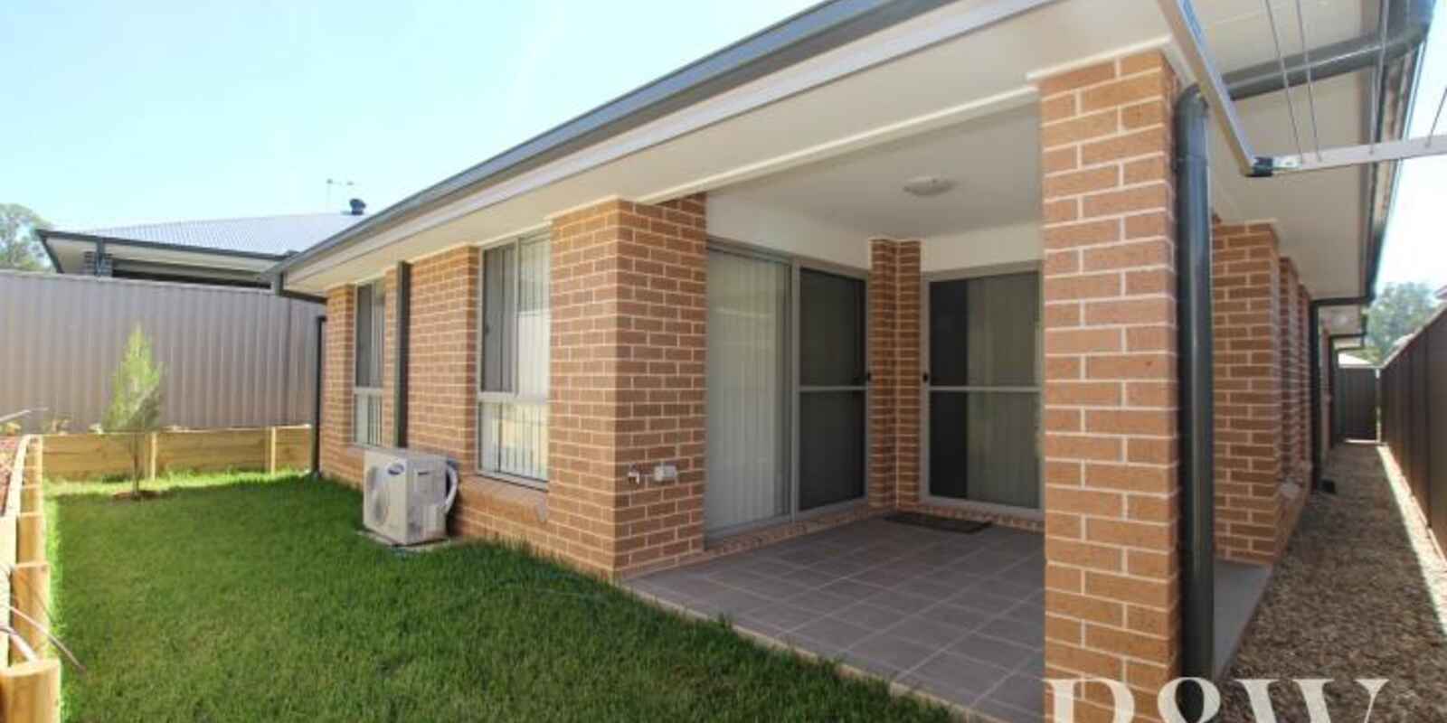 3b Binalong Road Jordan Springs