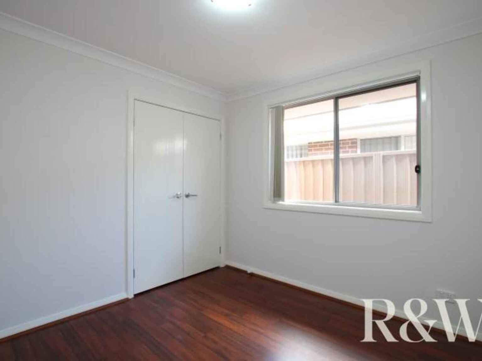 3b Binalong Road Jordan Springs