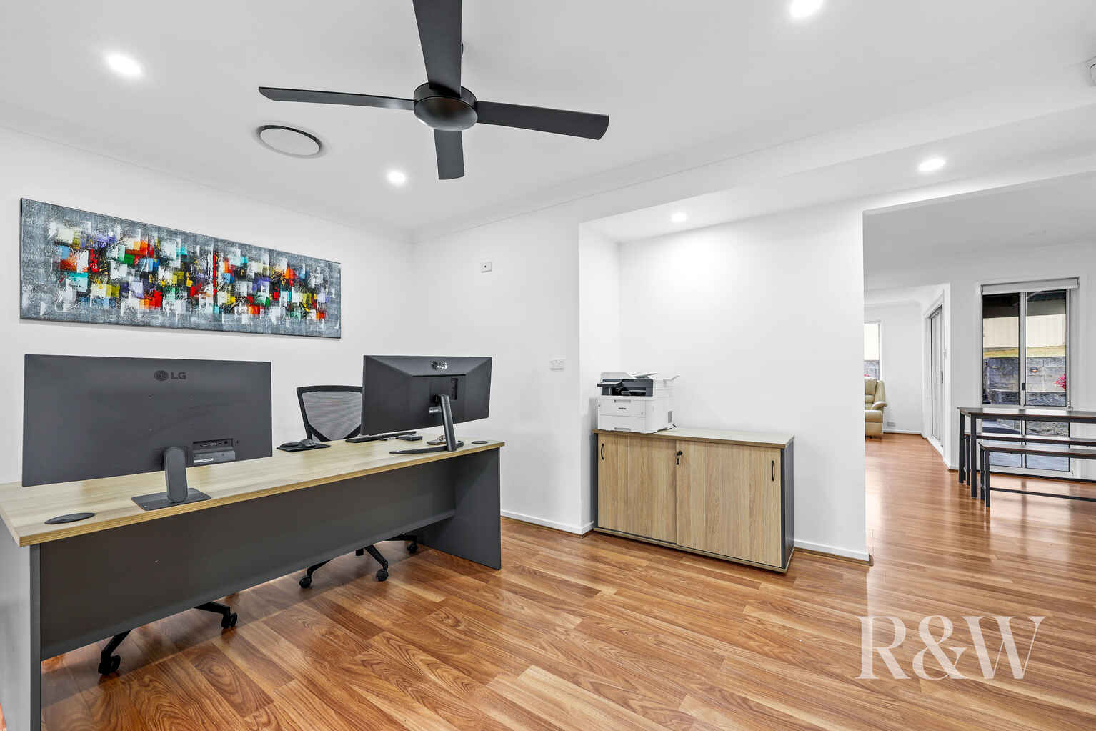 50 DOWNES CRESCENT Currans Hill 50 DOWNES CRESCENT Currans Hill