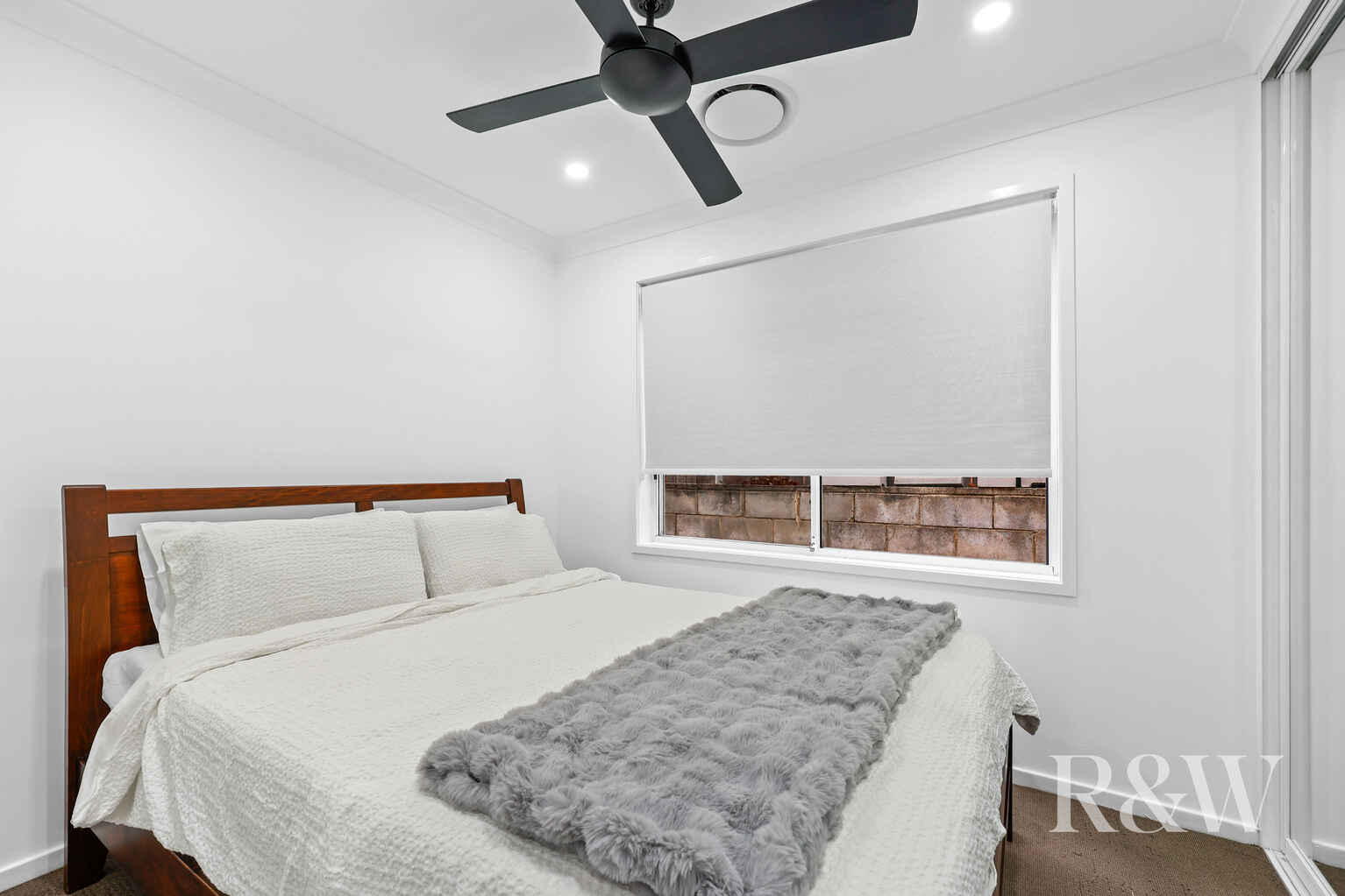 50 DOWNES CRESCENT Currans Hill 50 DOWNES CRESCENT Currans Hill