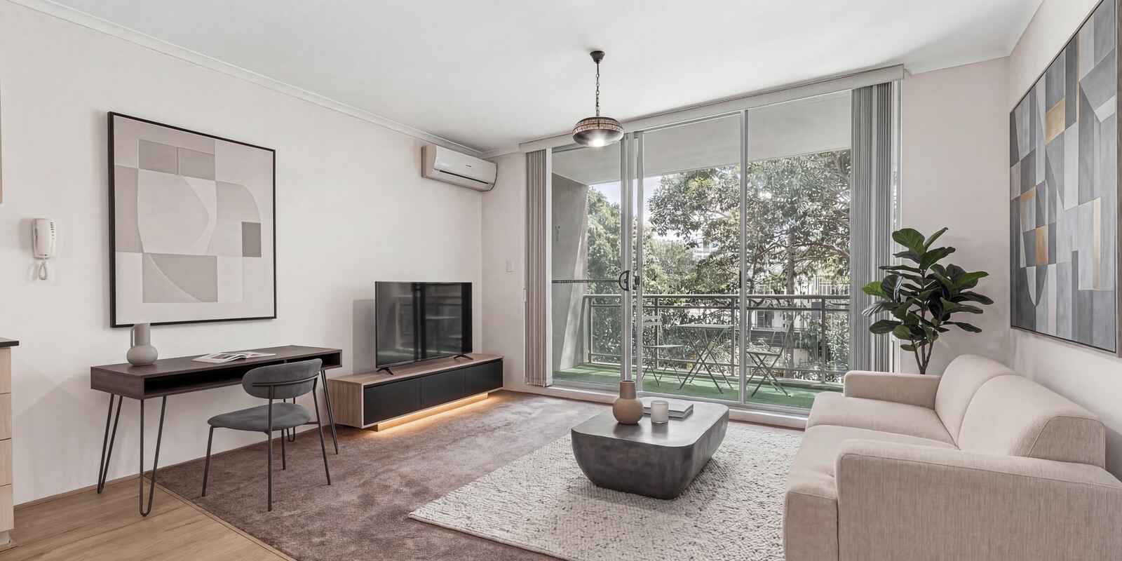 14/110  Wellington Street Waterloo