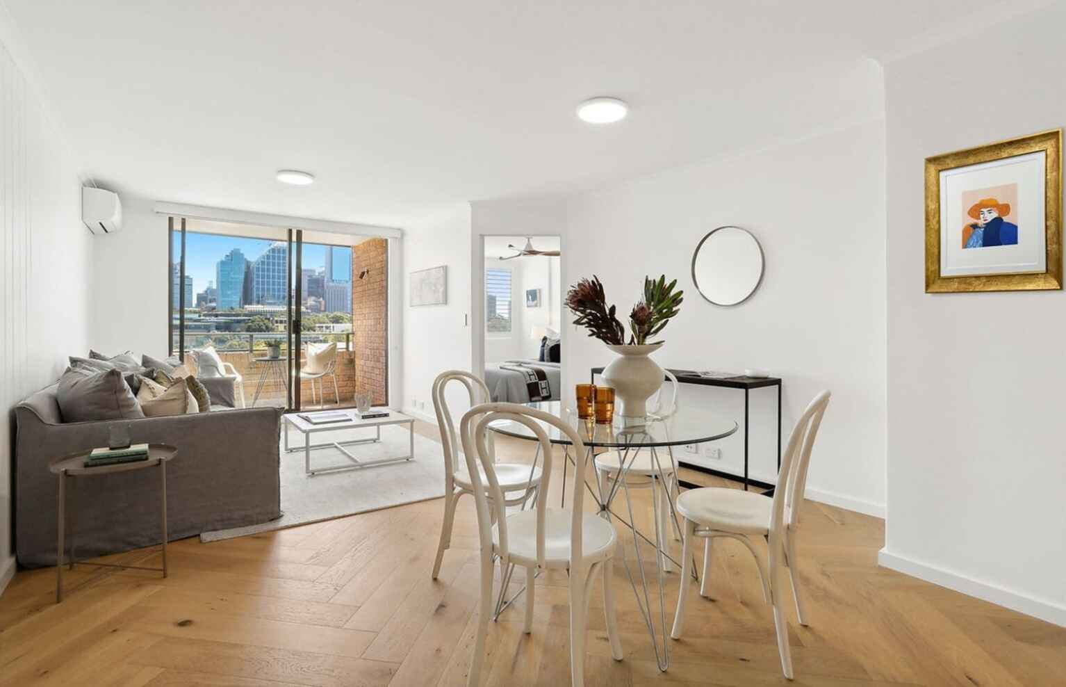 910/73 Victoria Street Potts Point 910/73 Victoria Street Potts Point