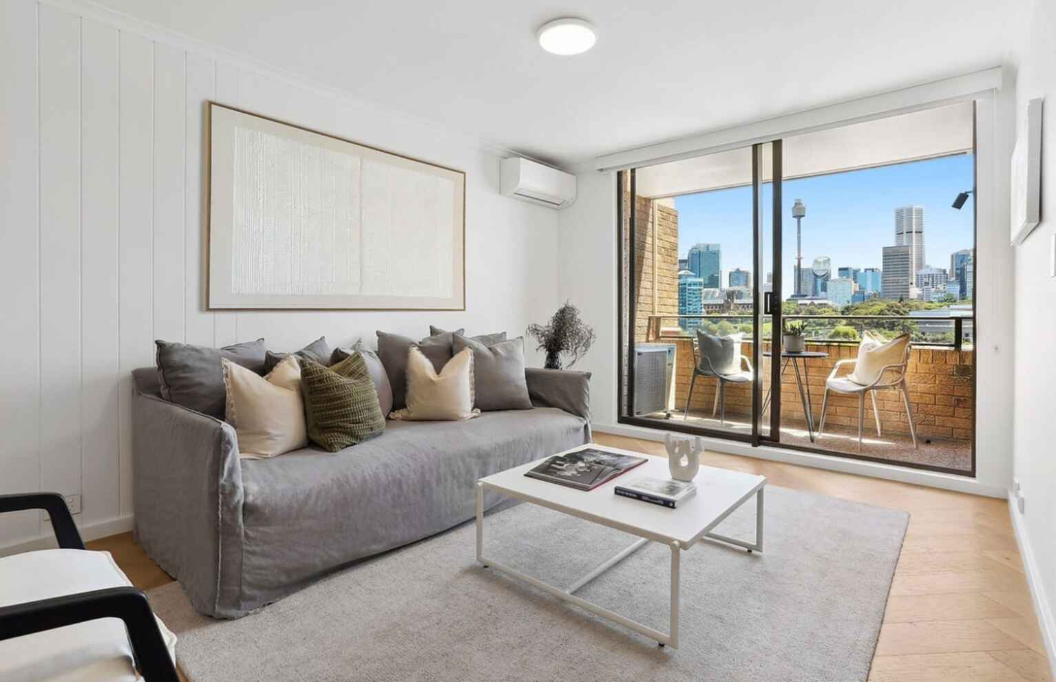 910/73 Victoria Street Potts Point 910/73 Victoria Street Potts Point
