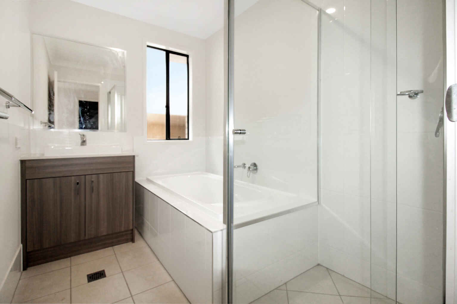 1 Rufous Circuit Pallara