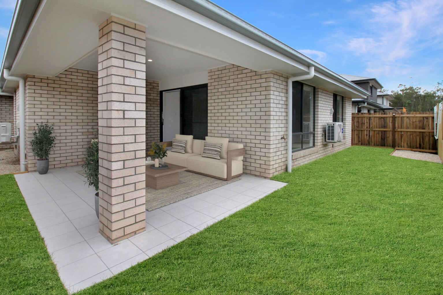 1 Rufous Circuit Pallara