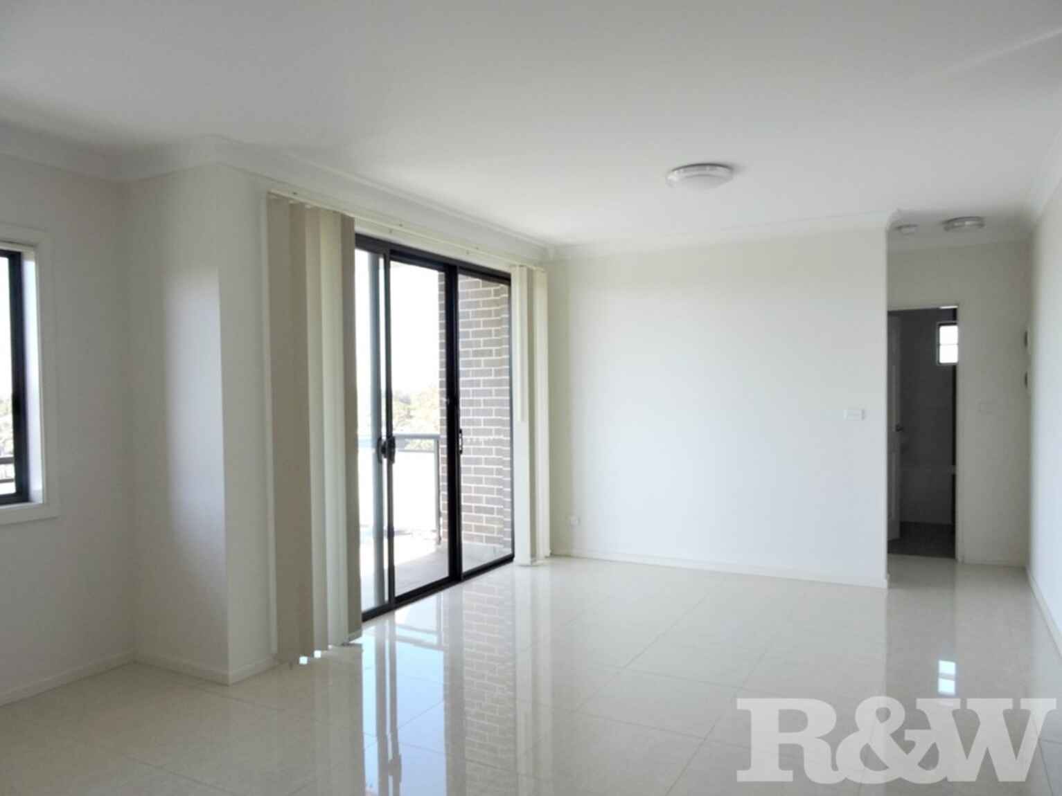 3/45 Station Street Fairfield