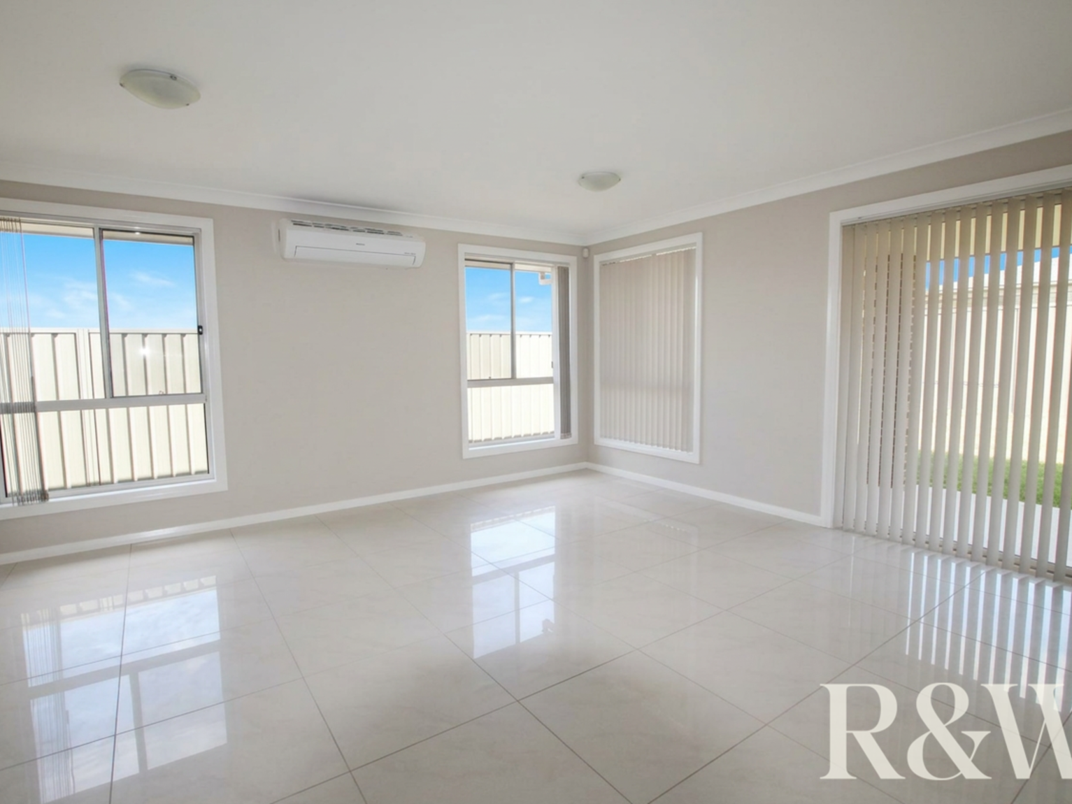 7 Holden Drive Oran Park