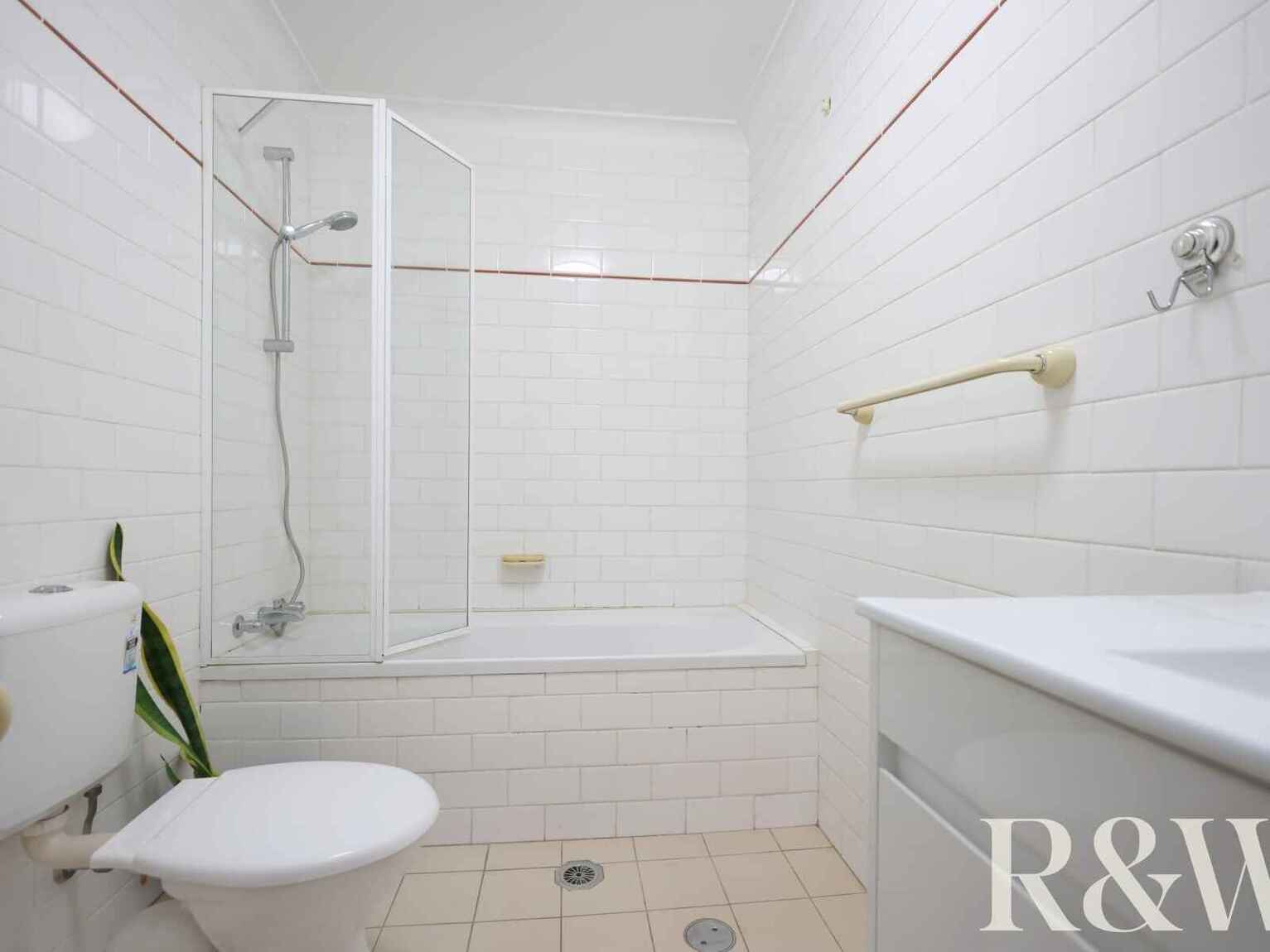 9/37 Binalong Road Pendle Hill