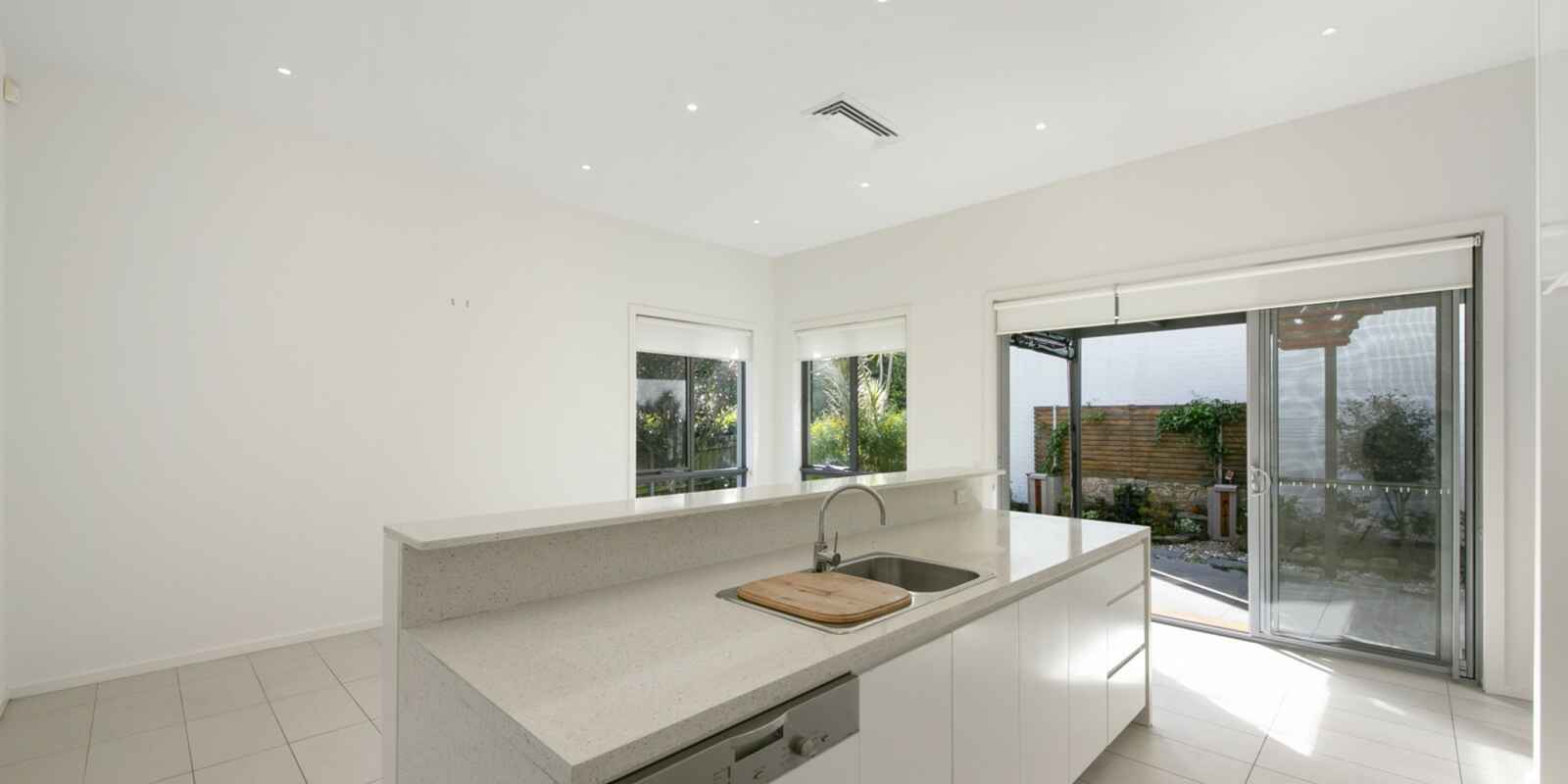 53 Fairsky Street South Coogee