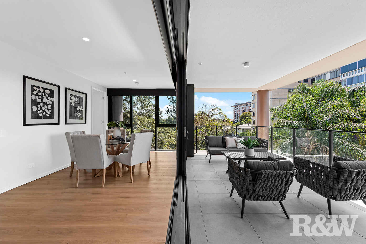 10509/29  Finney Road Indooroopilly