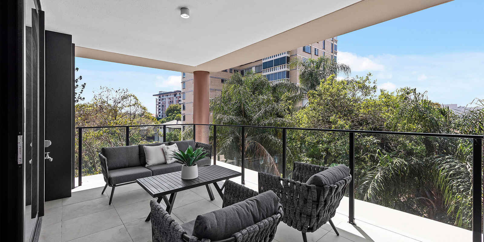 10509/29  Finney Road Indooroopilly