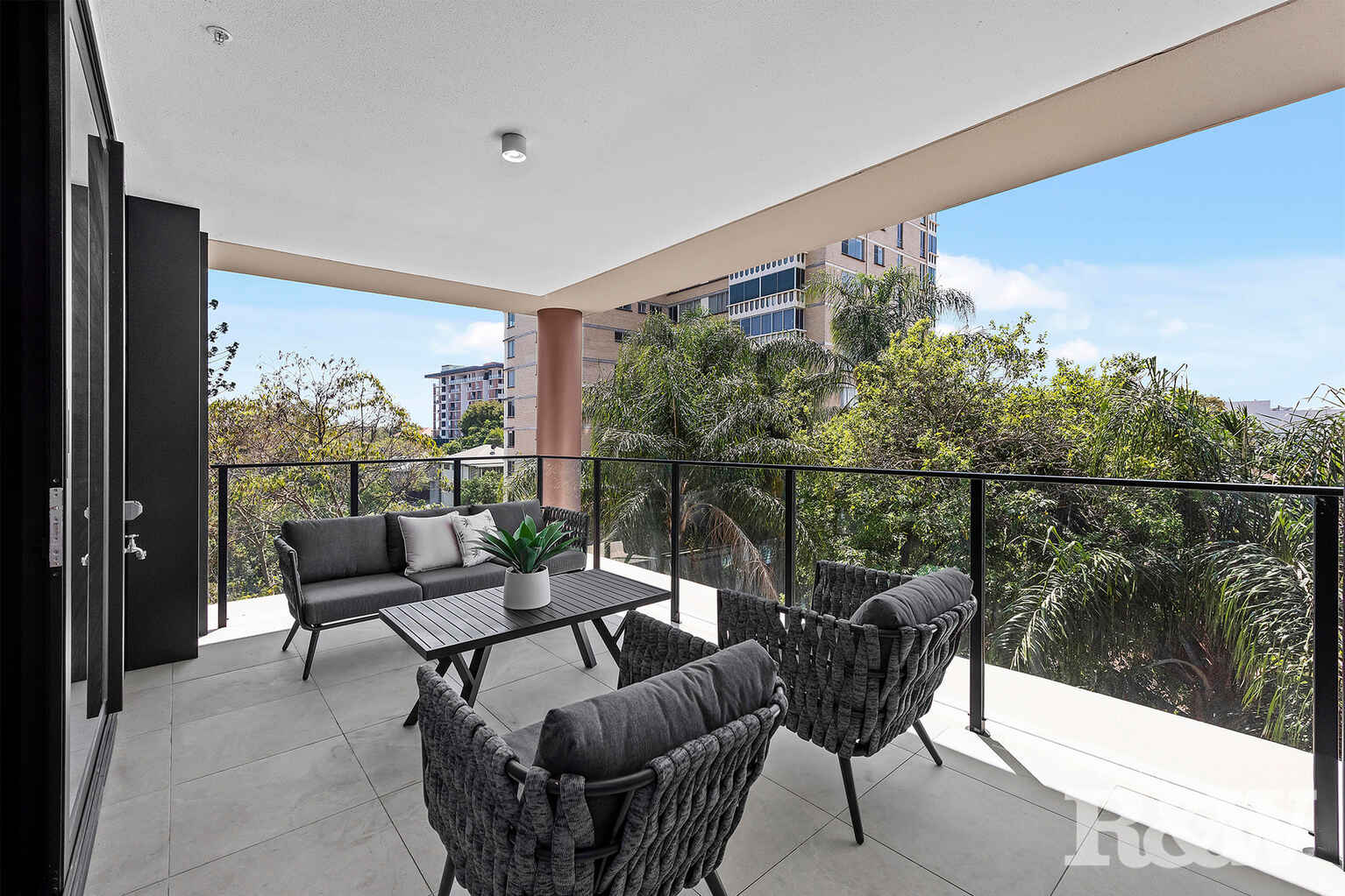 10509/29  Finney Road Indooroopilly