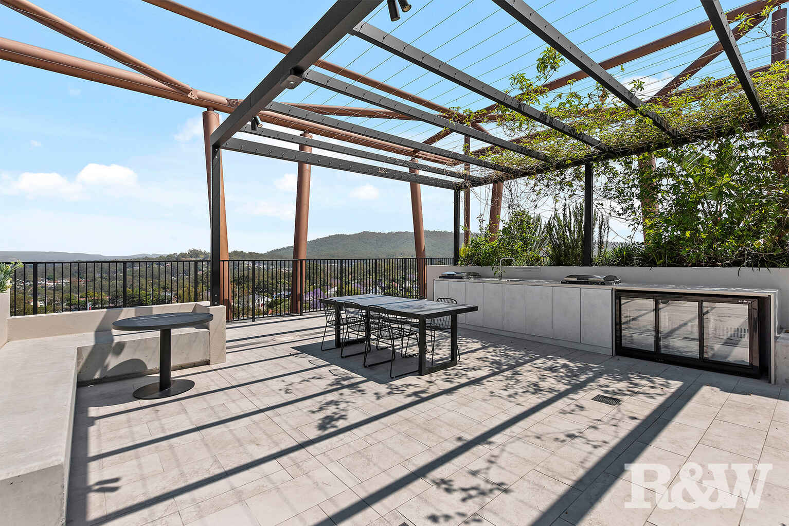 10509/29  Finney Road Indooroopilly