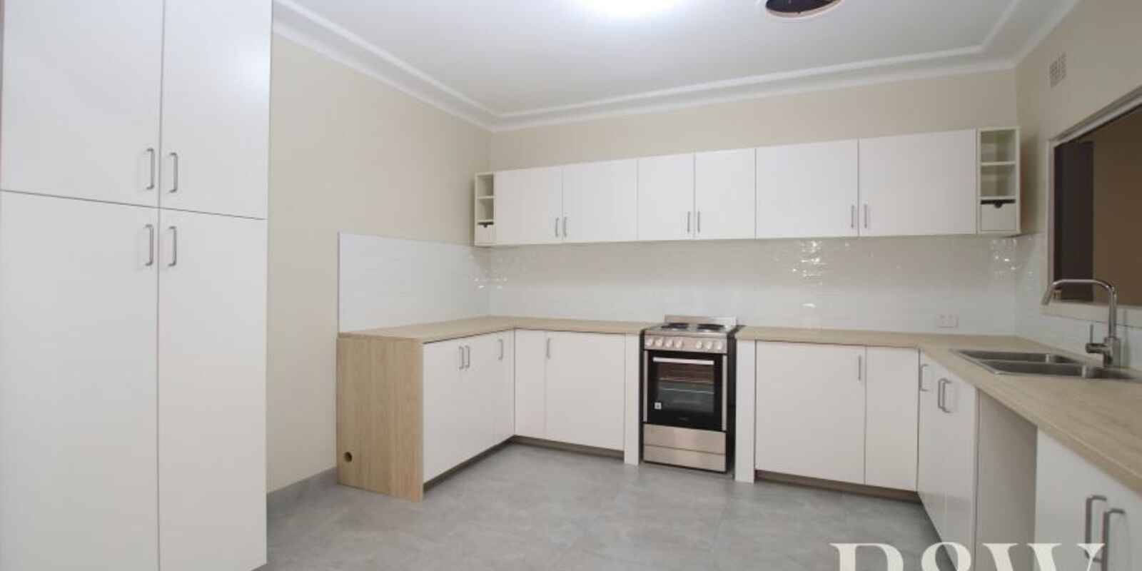 8 Waugh Crescent Blacktown