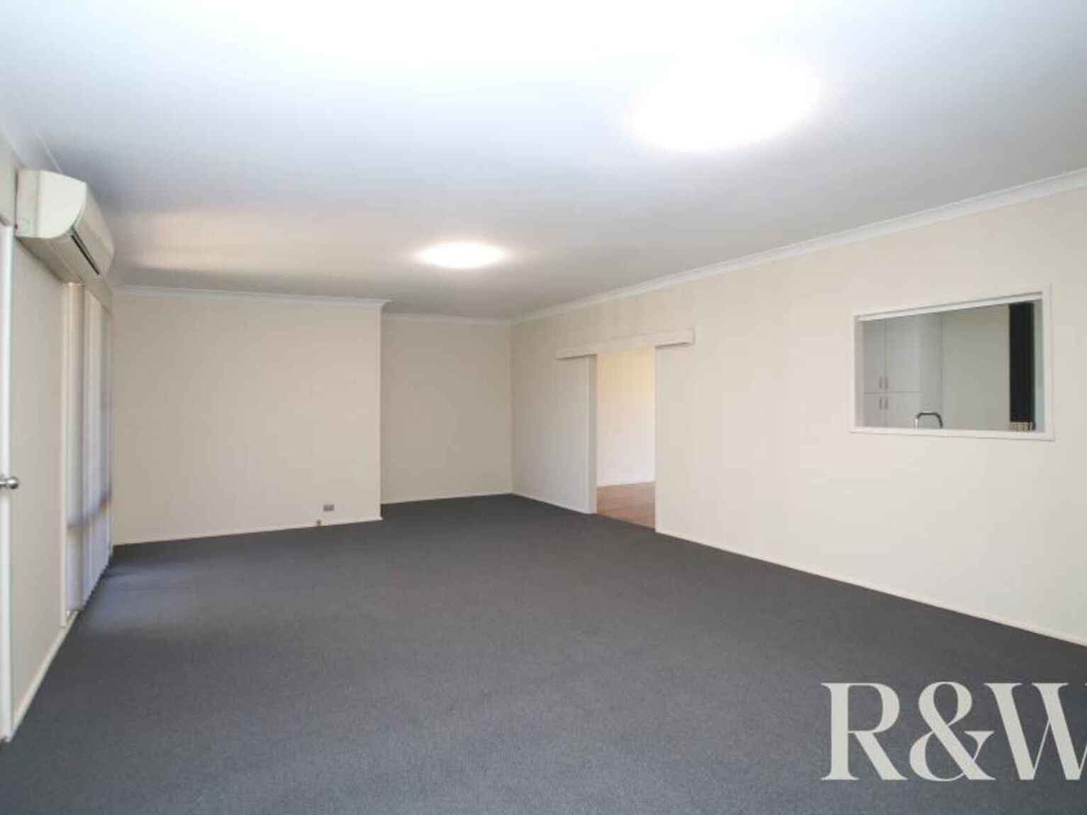 8 Waugh Crescent Blacktown