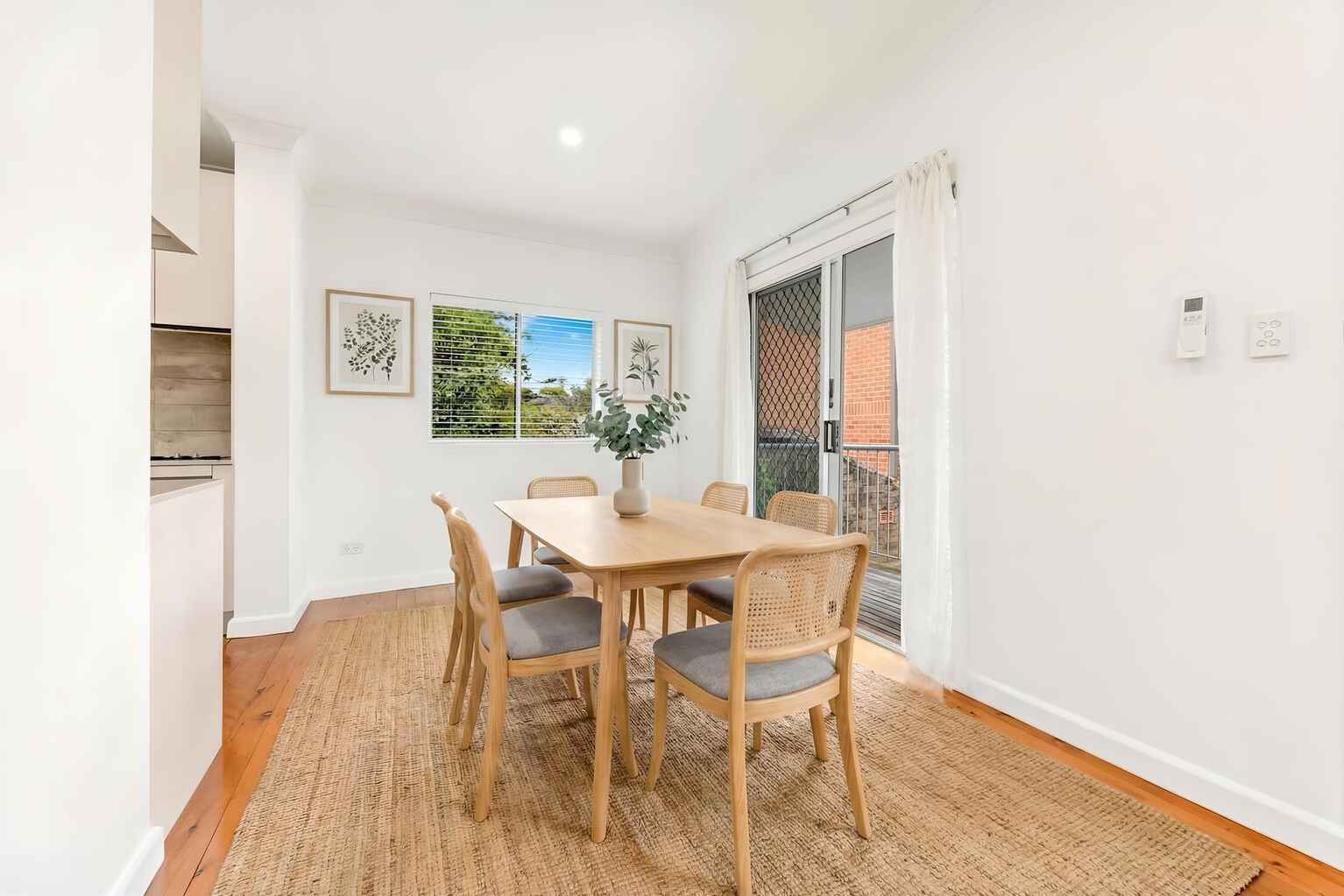 2/256 Bronte Road Charing Cross