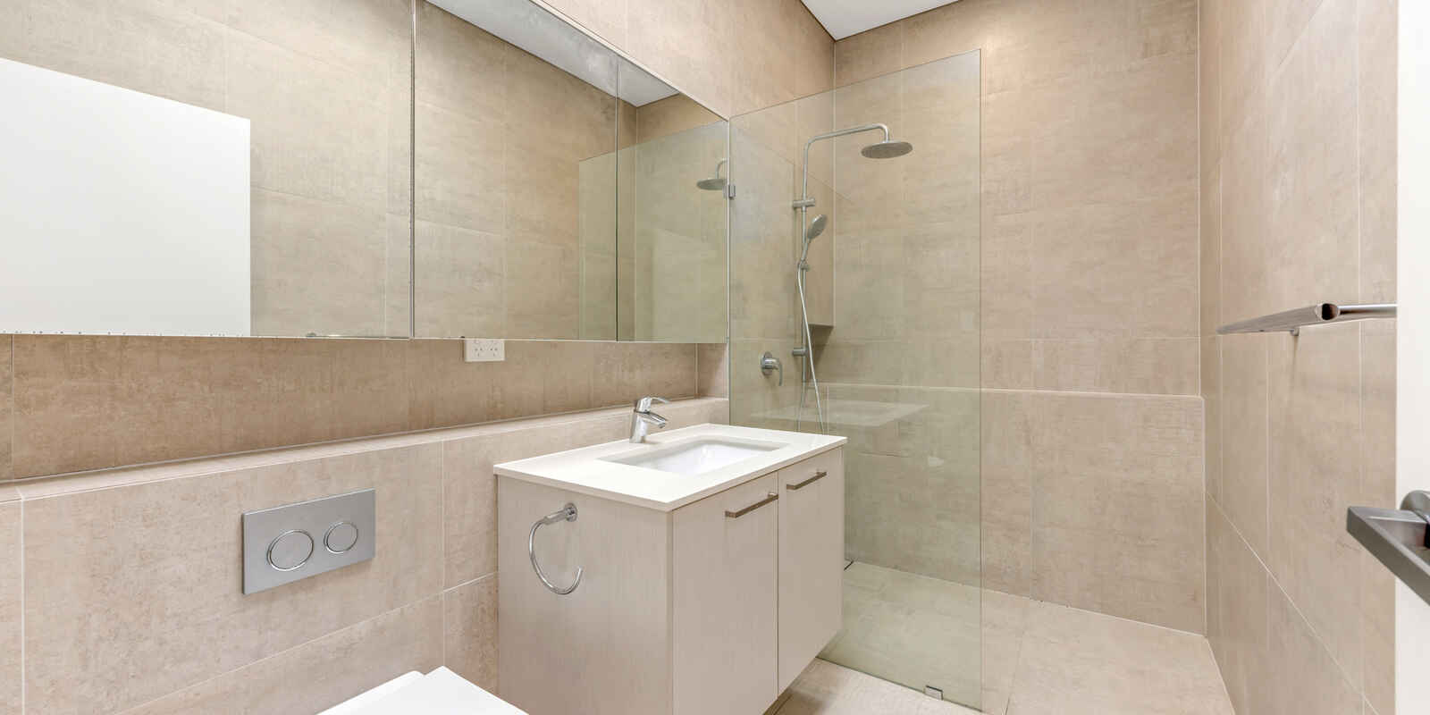 2/256 Bronte Road Charing Cross