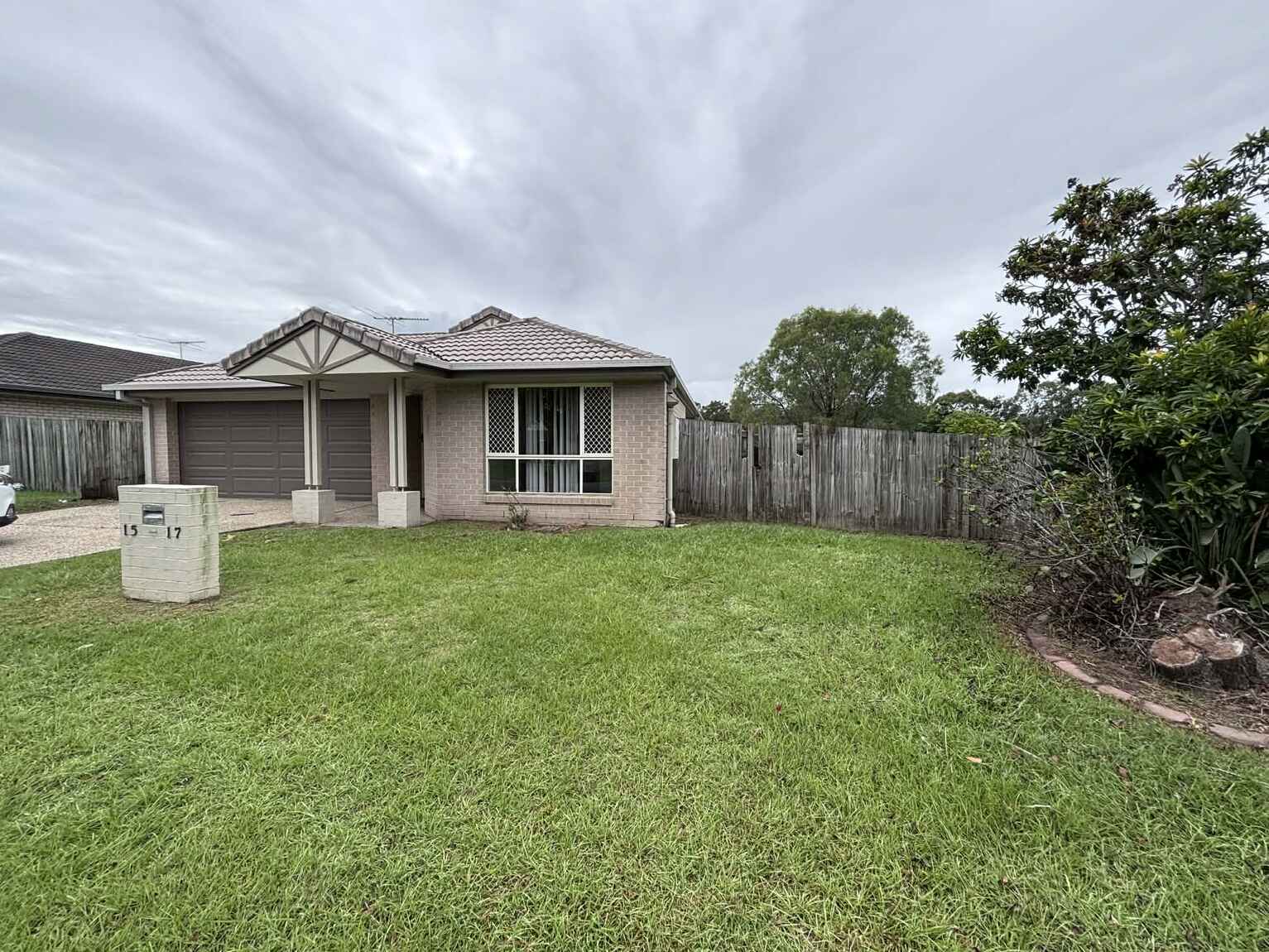 15-17 Grassdale Crescent Morayfield