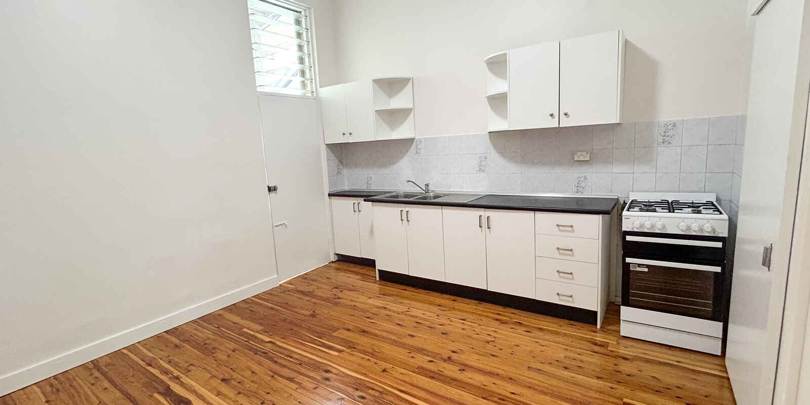 1/320 Annandale Street Annandale