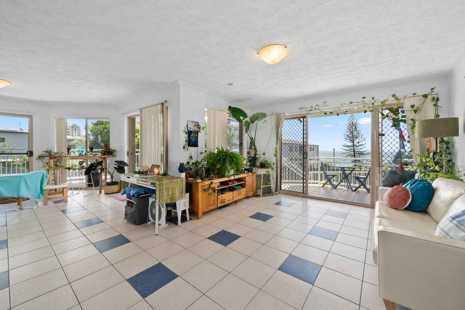 1/55 Coolum Terrace Coolum Beach