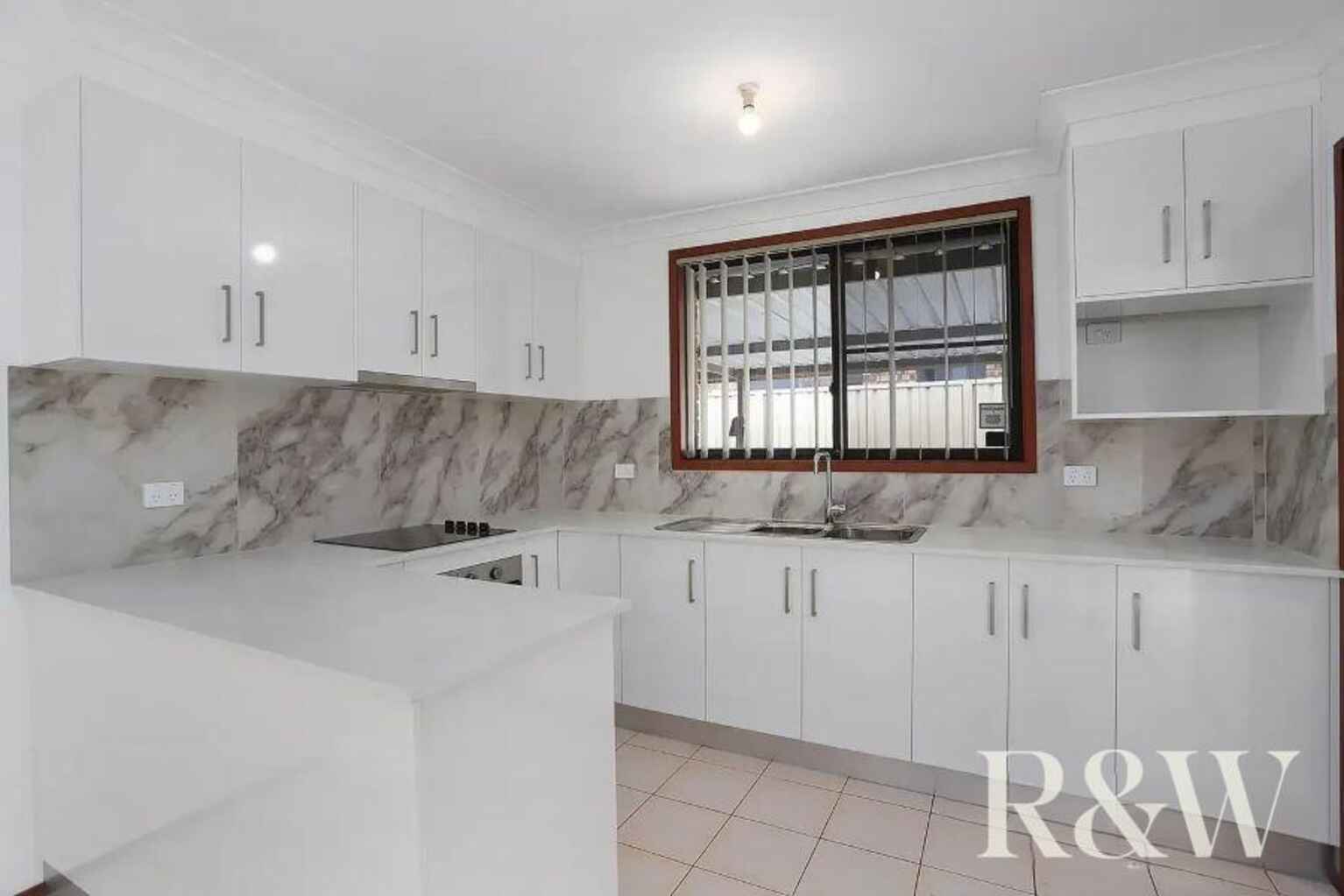 11 Flintlock Drive St Clair