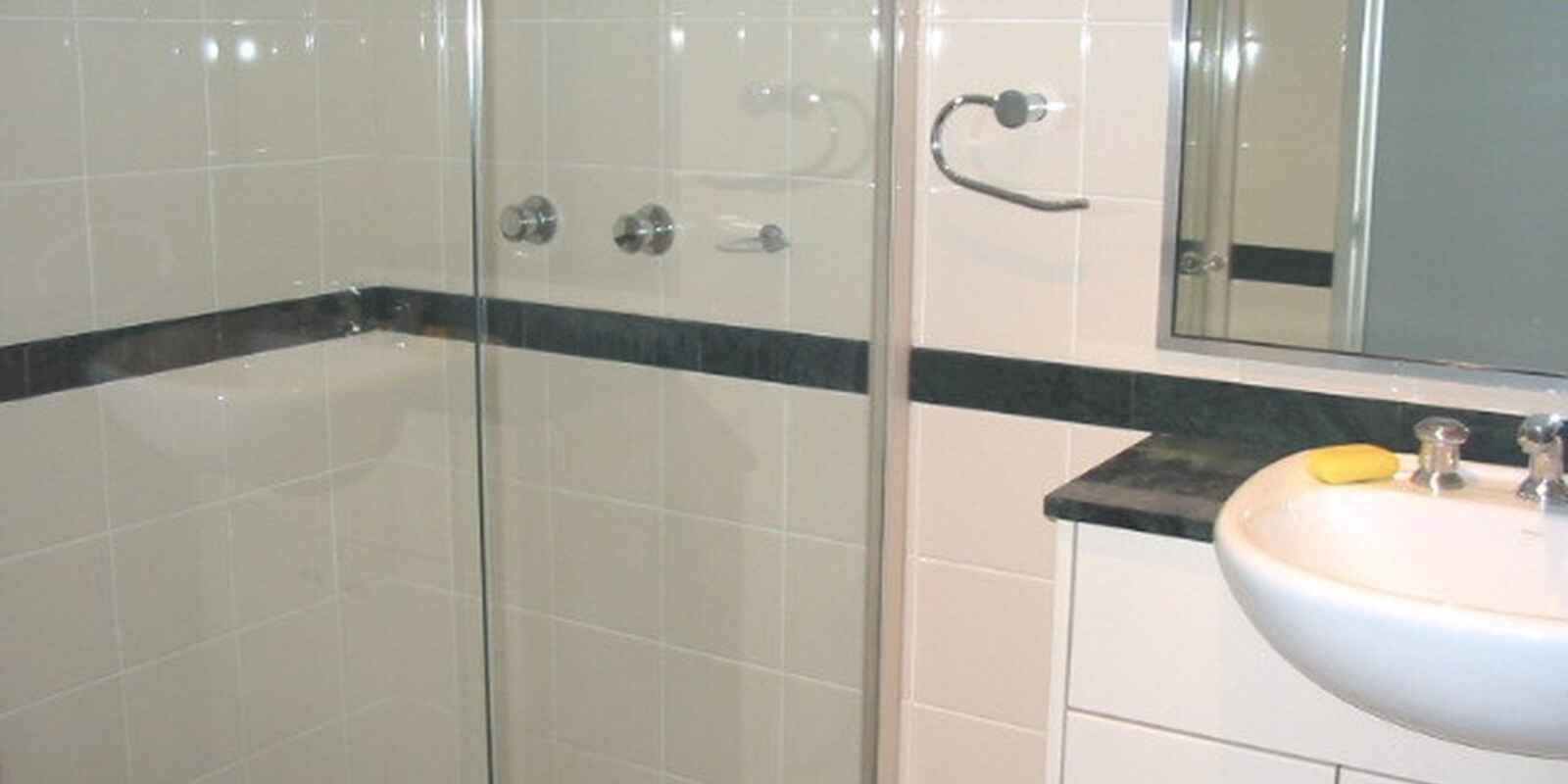 8/237 Miller Street North Sydney