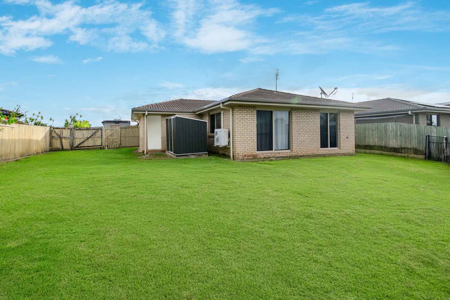 15 Binowee Court D'aguilar