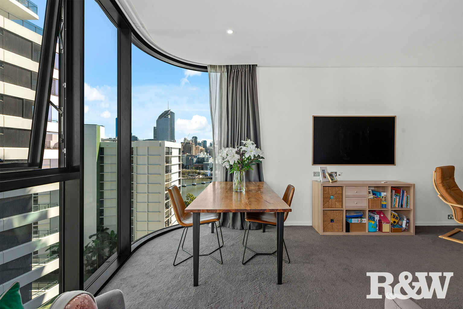 812/9 Christie Street South Brisbane