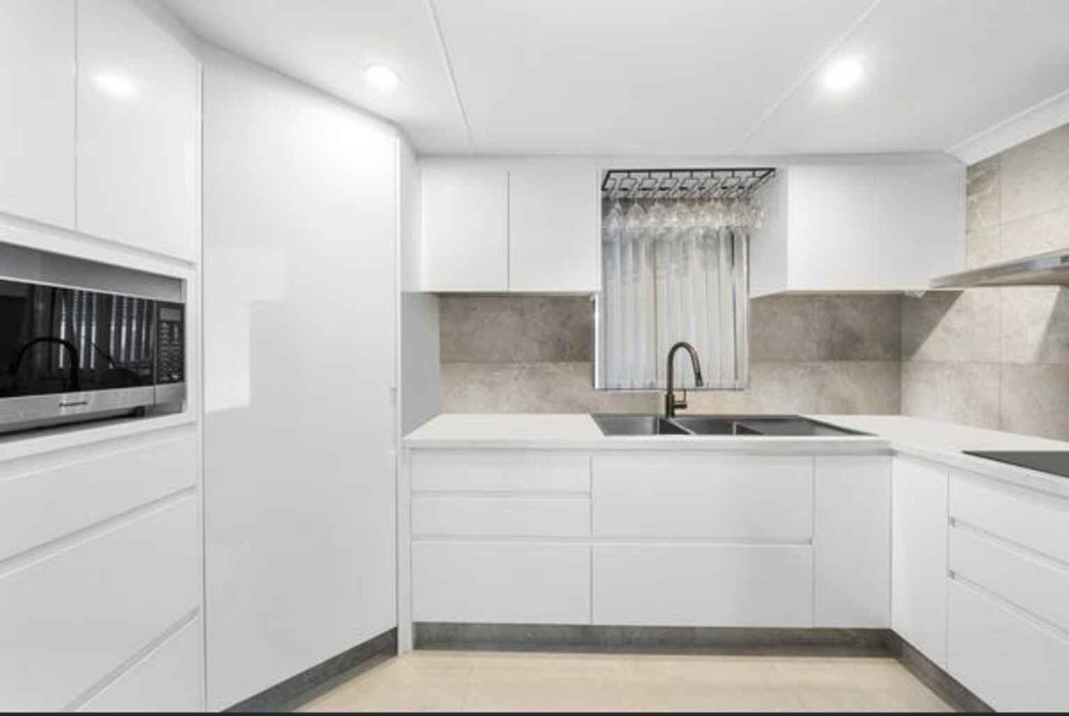 20 Derby Street Canley Heights 20 Derby Street Canley Heights