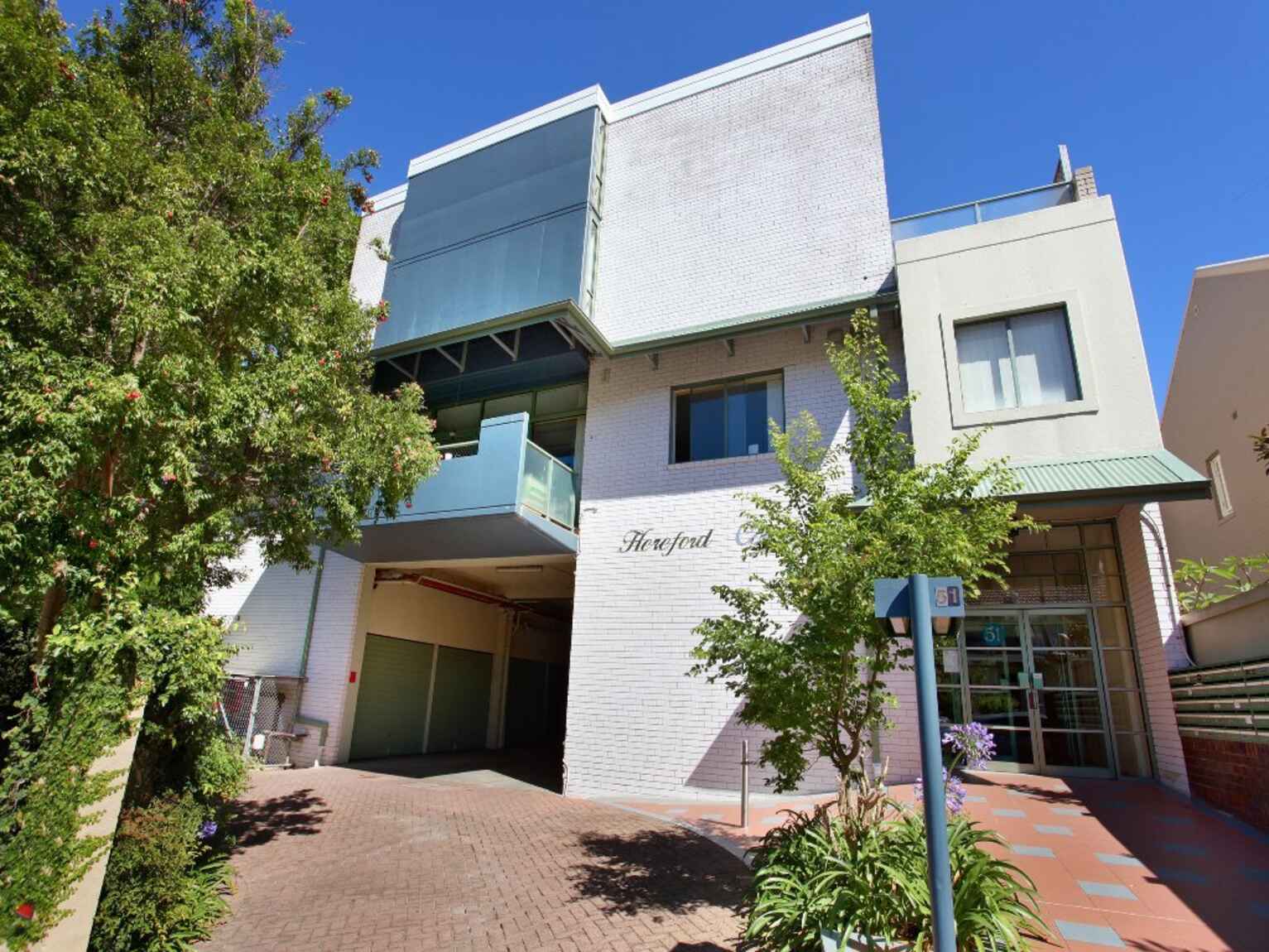 6/51 Hereford Street Glebe